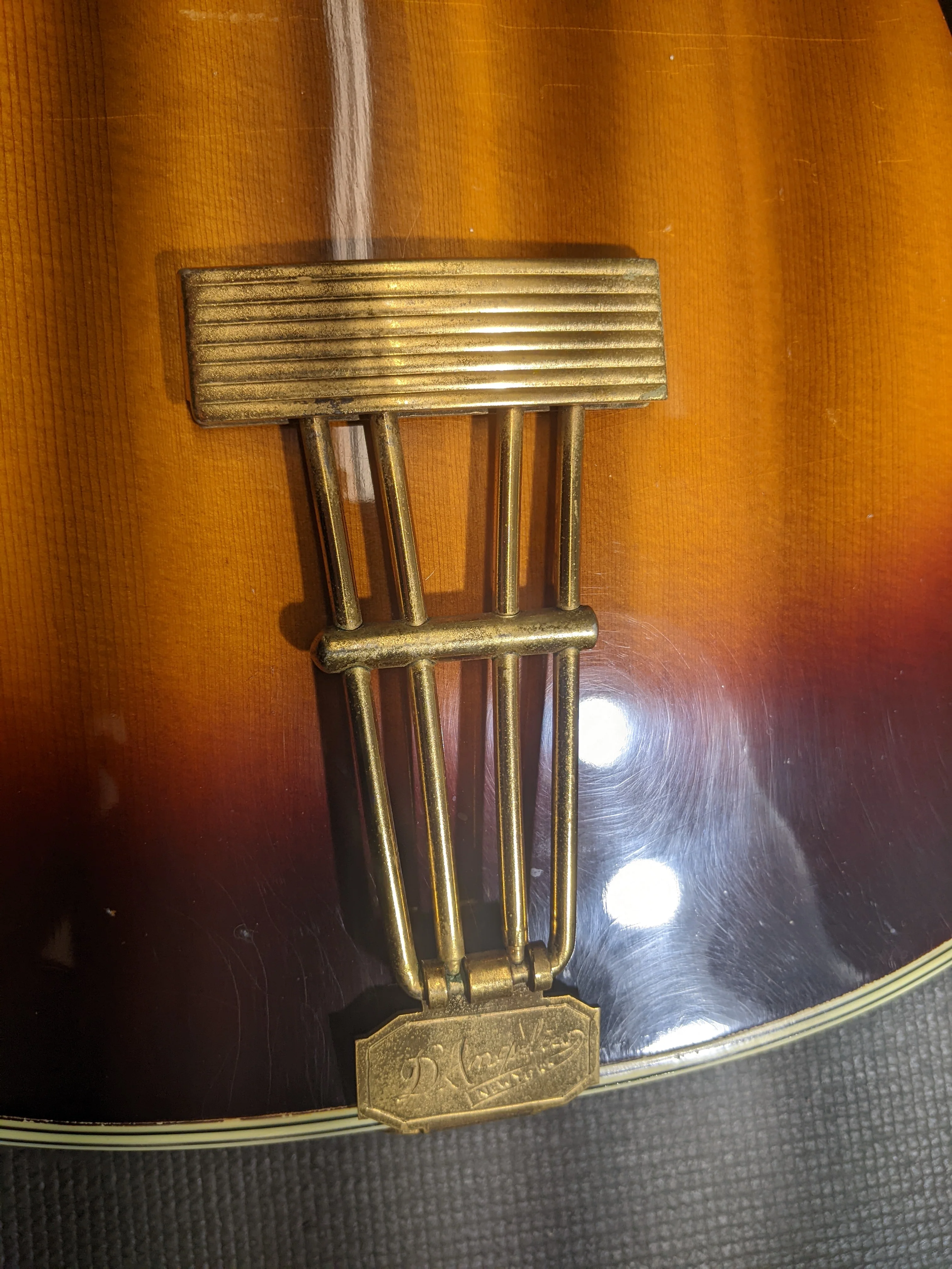 1940 D’Angelico Style B ArchTop Tobacco Burst - Image 24