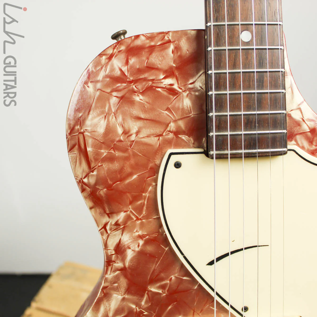 1959 Supro Belmont w/ OHSC - Image 3