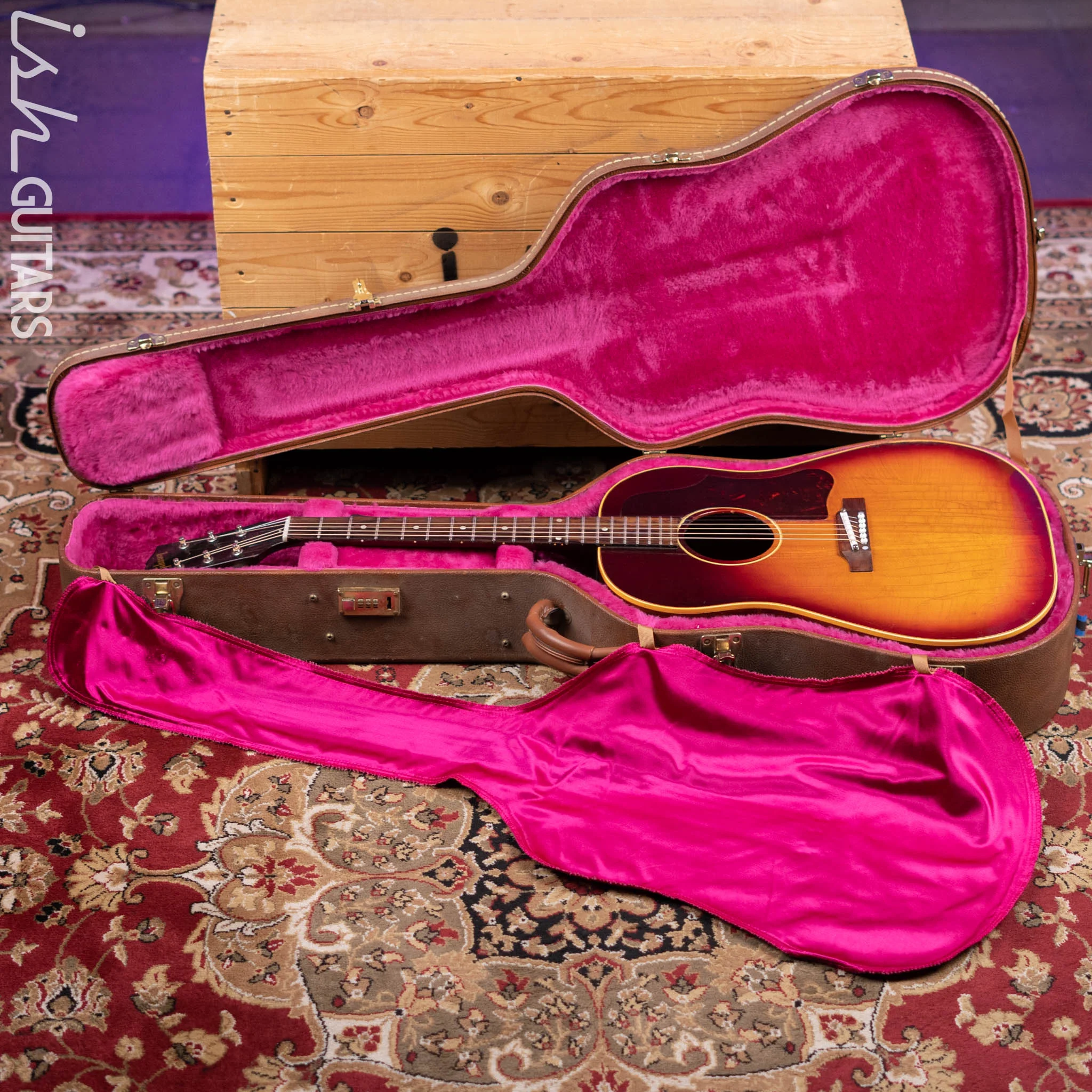 1961 Gibson J-45 Sunburst - Image 23