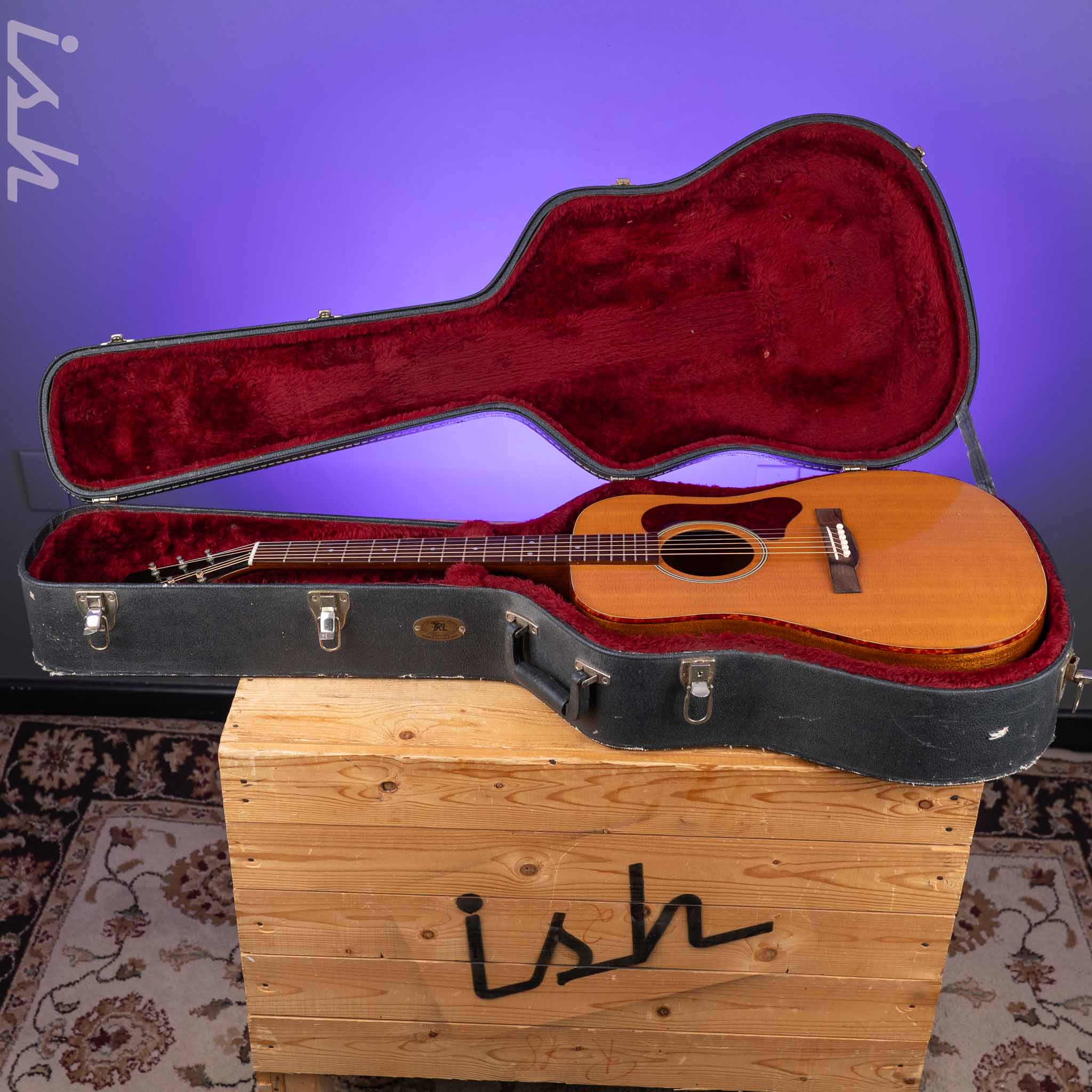 1966-1969 Vega A-25 Acoustic Guitar - Image 18