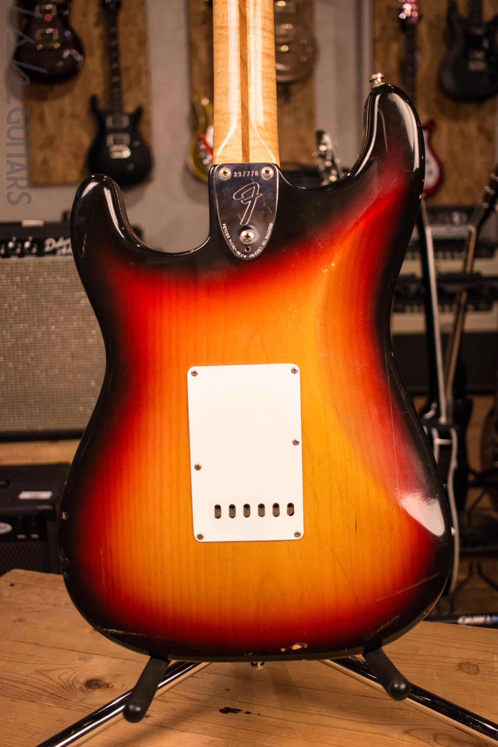 1973 Fender Stratocaster Sunburst - Image 8