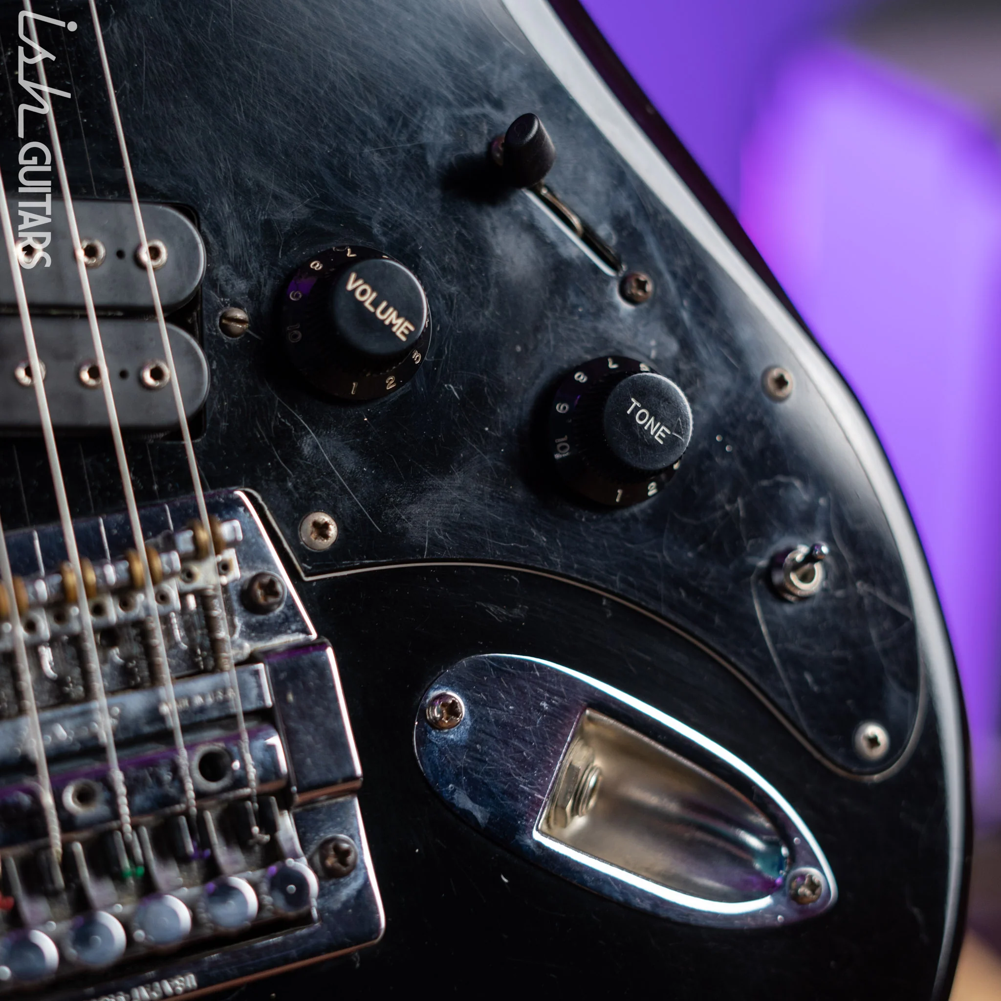 1980’s Ovation Ultra GS Black - Image 10