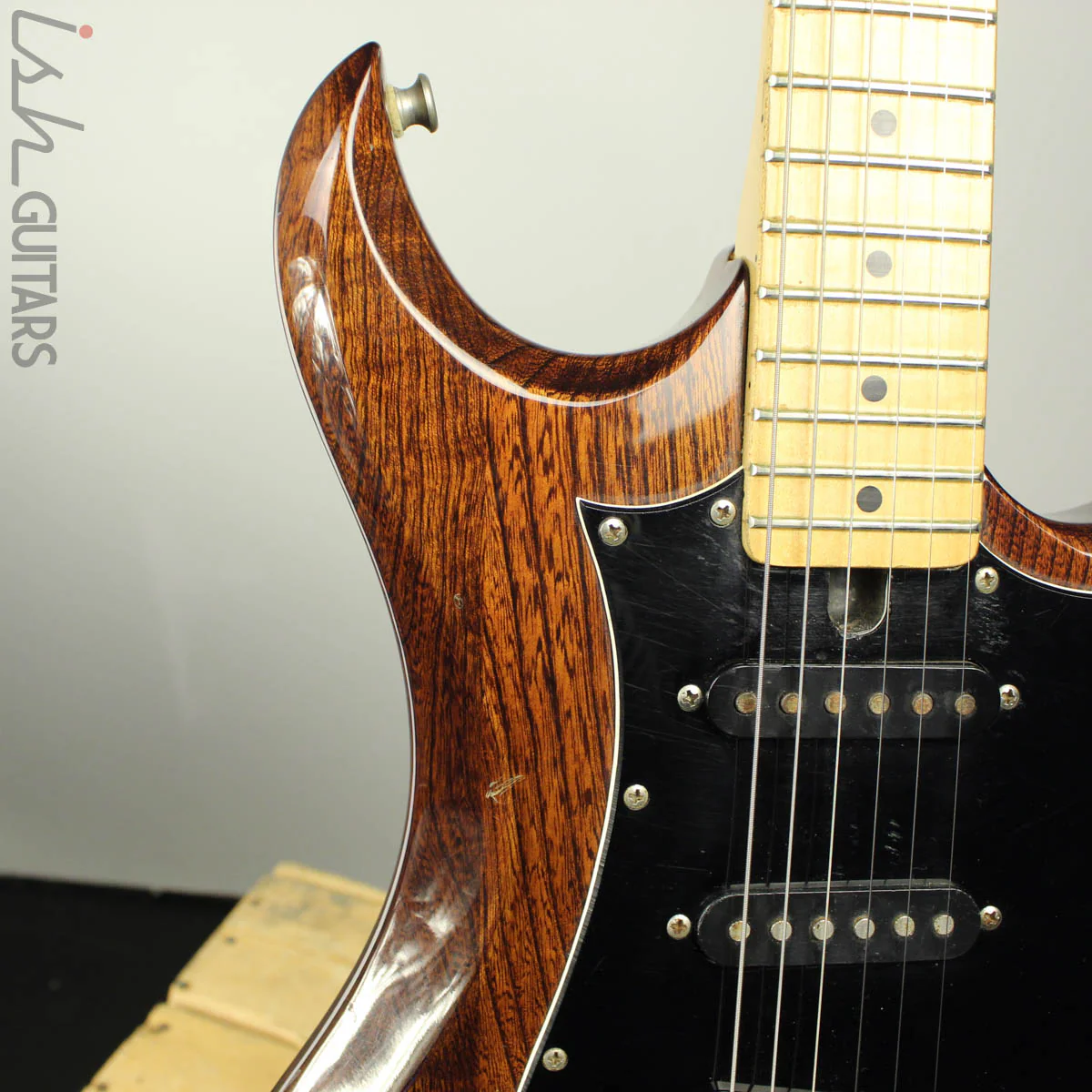 1980’s Vantage Avenger AV-330 - Image 5