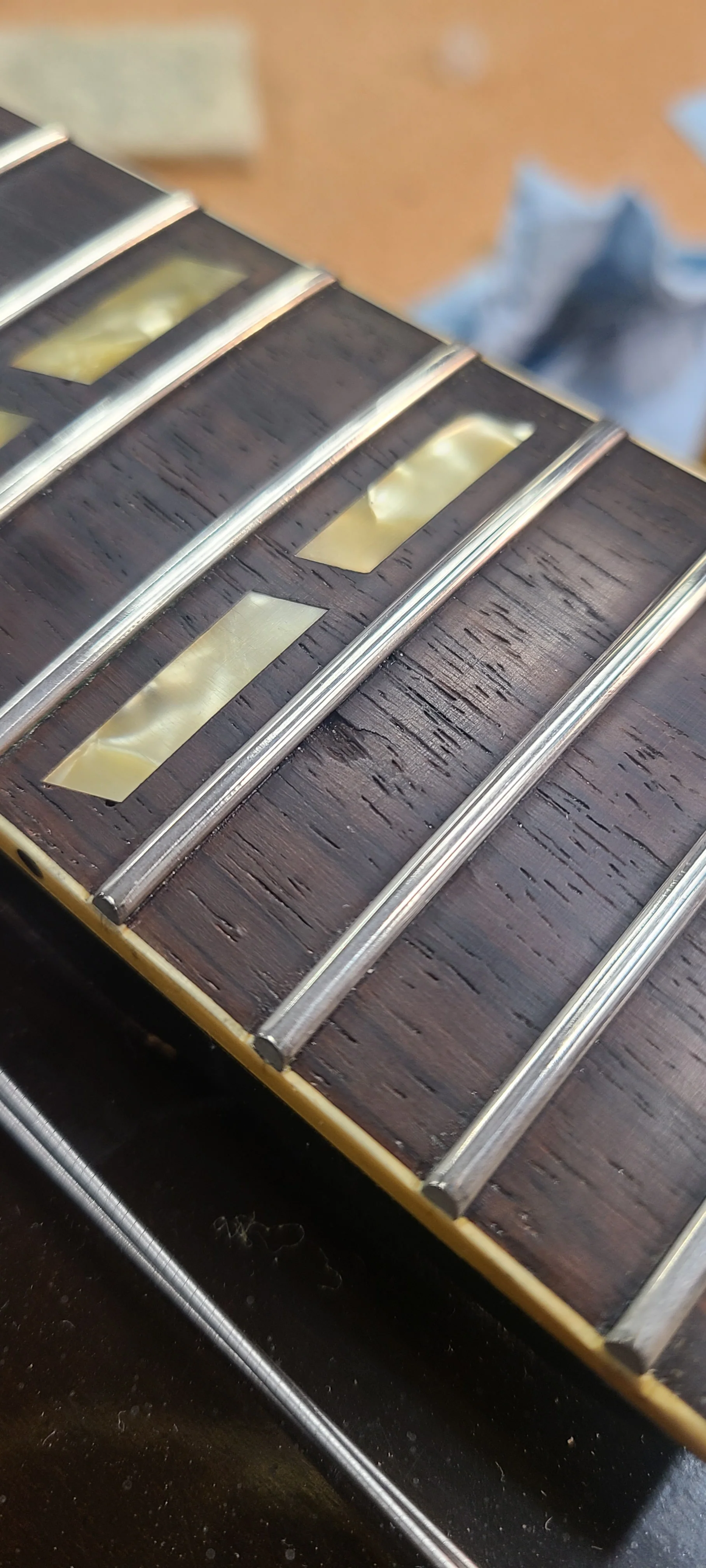 1981 Gibson ES-175 Sunburst - Image 24