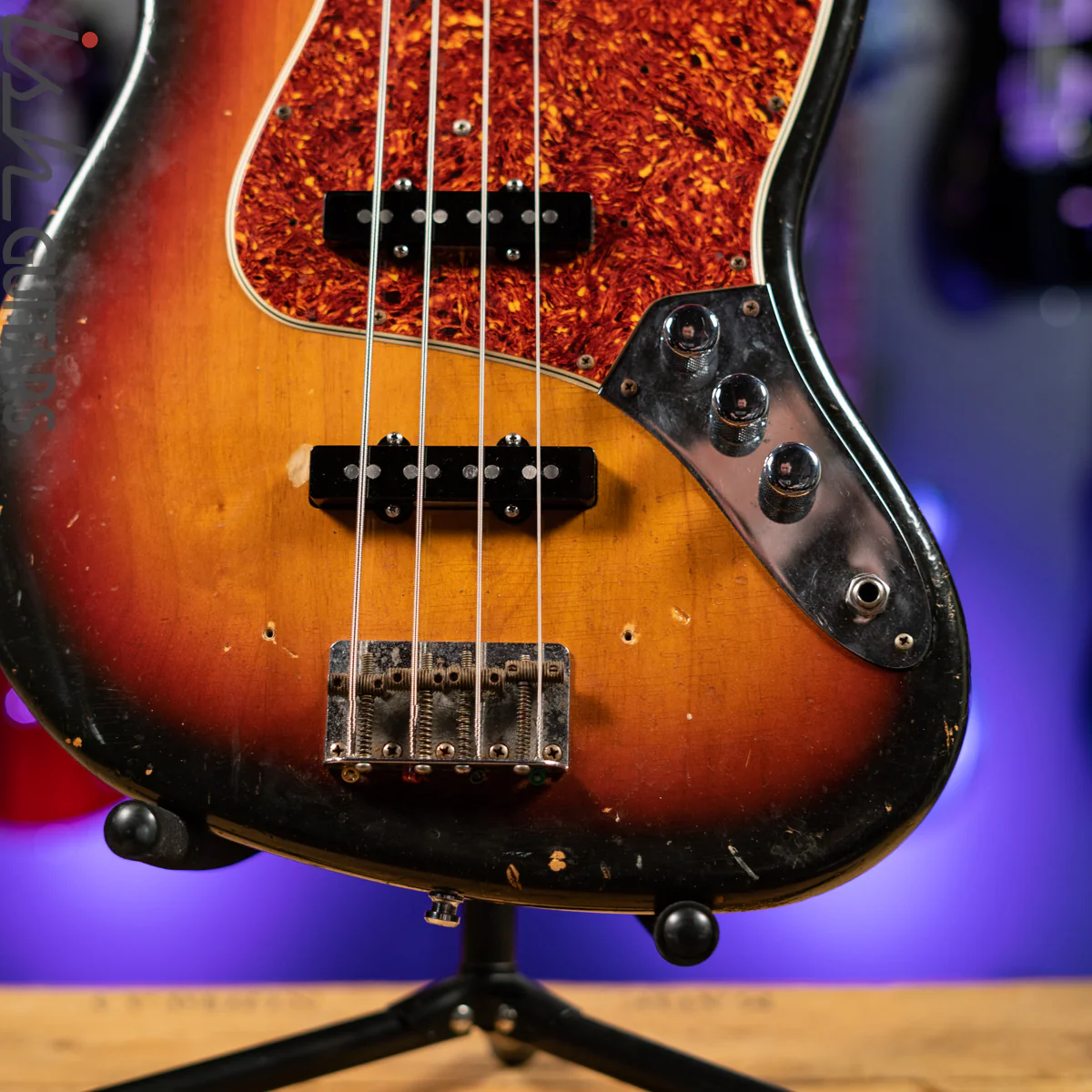 1983 Fender Fullerton ‘62 Reissue Jazz Bass 3-Tone Sunburst - Image 4
