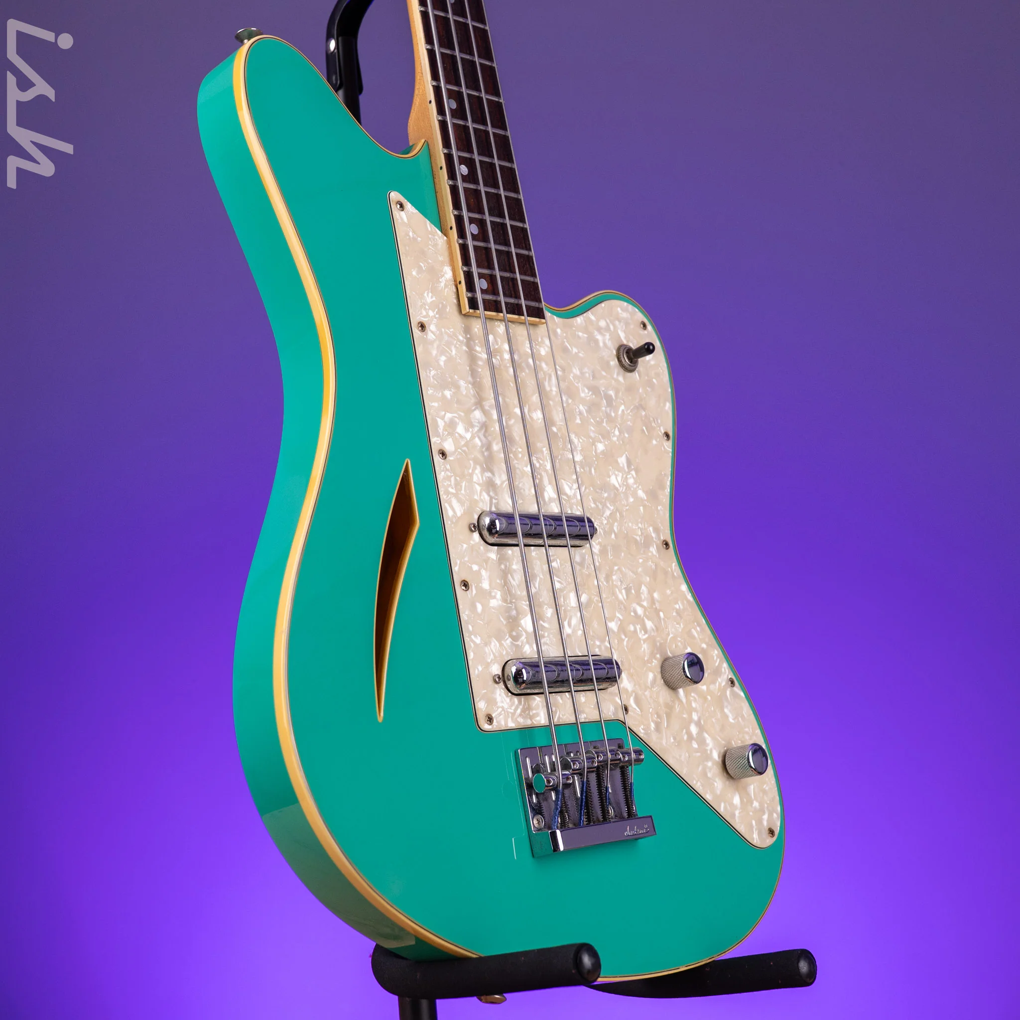 1990 Charvel Surfcaster 4 Turquoise - Image 3