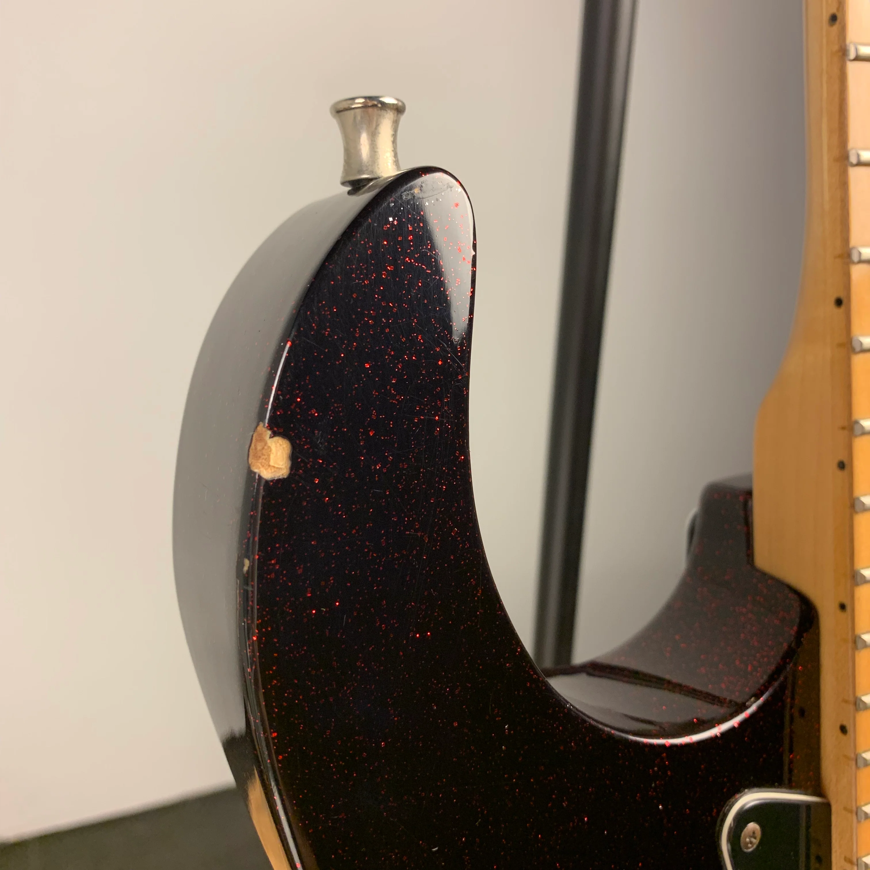 1990s Washburn MG-44 Black Cherry Sparkle - Image 22