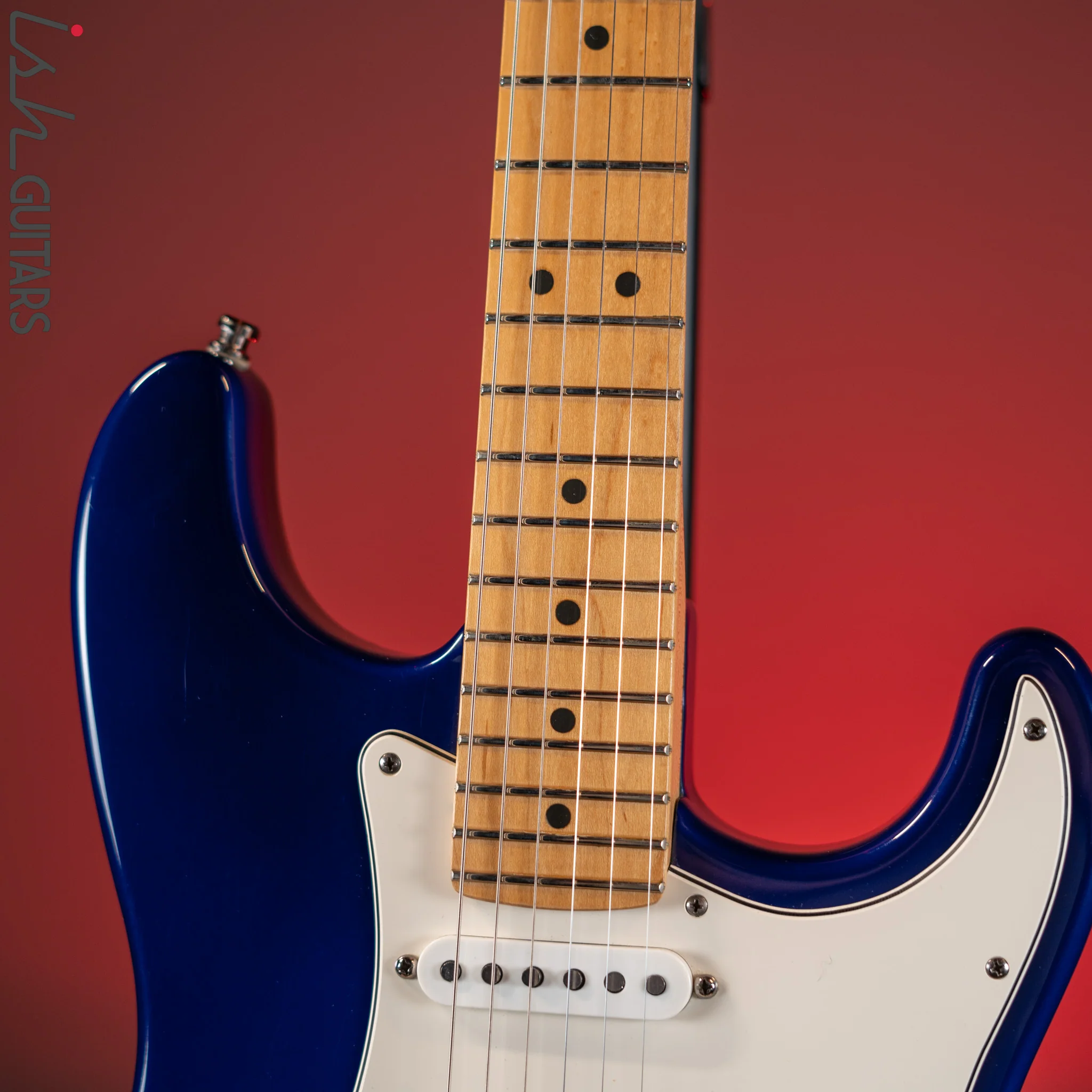 1991 Fender American Standard Stratocaster Blue - Image 5