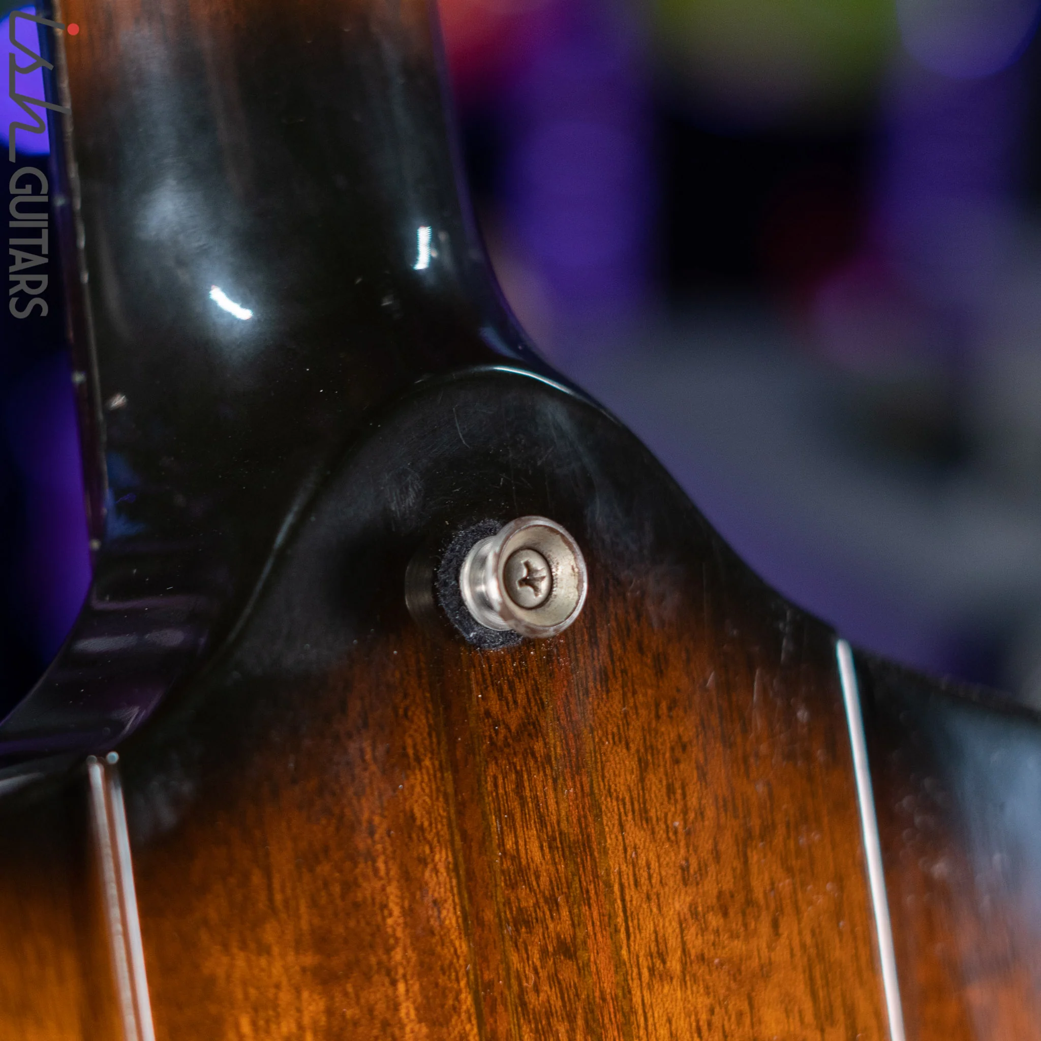 1995 Gibson Thunderbird IV Tobacco Burst - Image 15