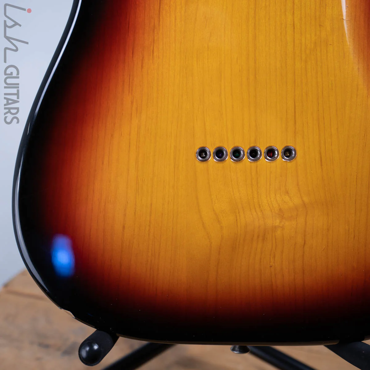 1996 Fender Robert Cray Signature Stratocaster Three Tone Sunburst - Image 9