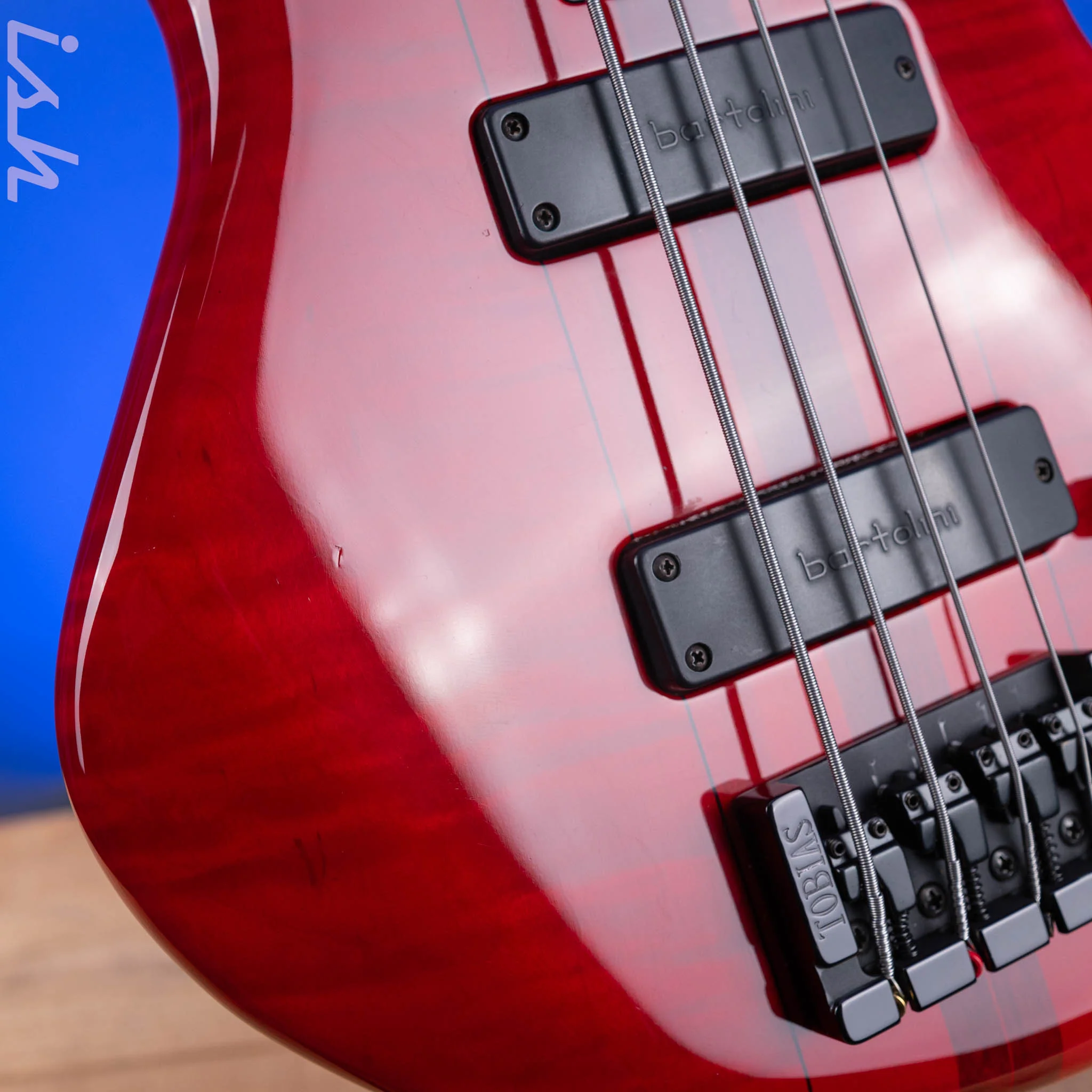 1996 Tobias Basic 4 Fretless Red - Image 6