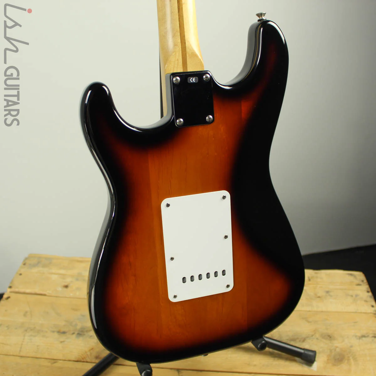 1997 Fender USA California Series Stratocaster Three Tone Burst - Image 7