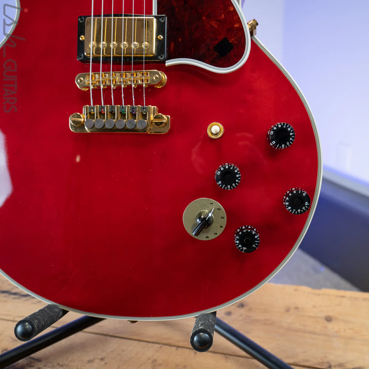 1998 Gibson ES-335 "Lucille" Red One Owner - Image 4