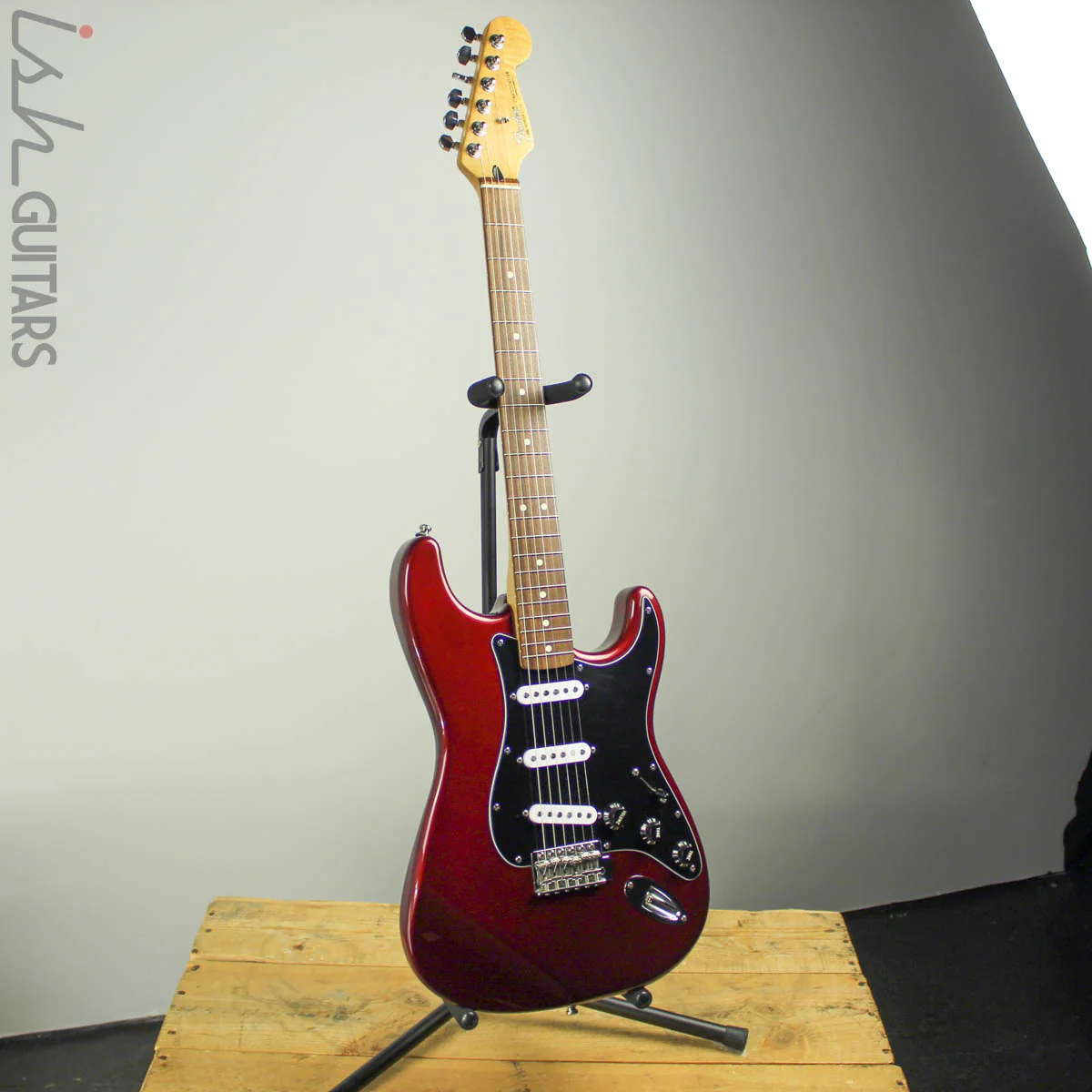 1999 Fender MIM Stratocaster Standard Wine Red - Image 2