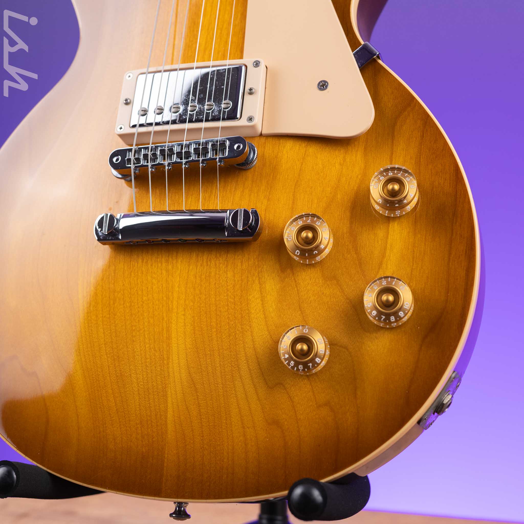 1999 Gibson Les Paul Standard Honey Burst - Image 4