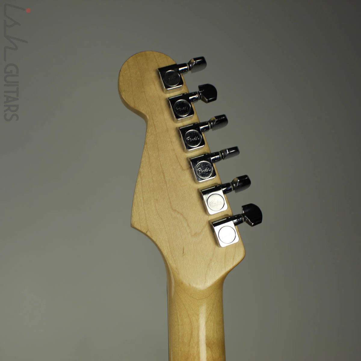 2000 Fender MIM Stratocaster Sunburst w/ Gold Anodized Pickguard - Image 13