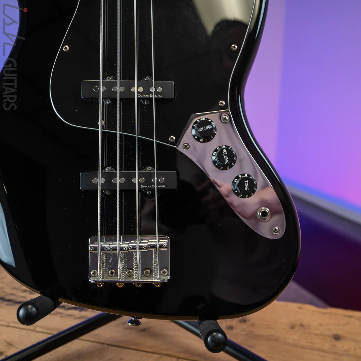 2000's Squier Vintage Modified Jazz Bass '77 Black - Image 4