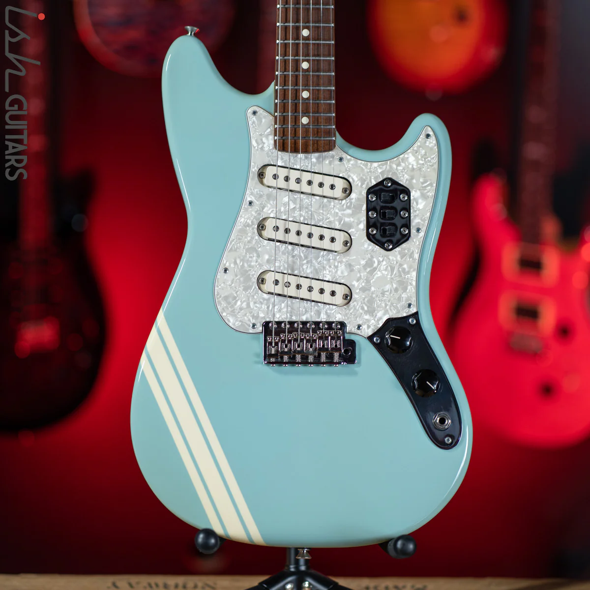 2002-2003 Fender Cyclone II MIM Daphne Blue
