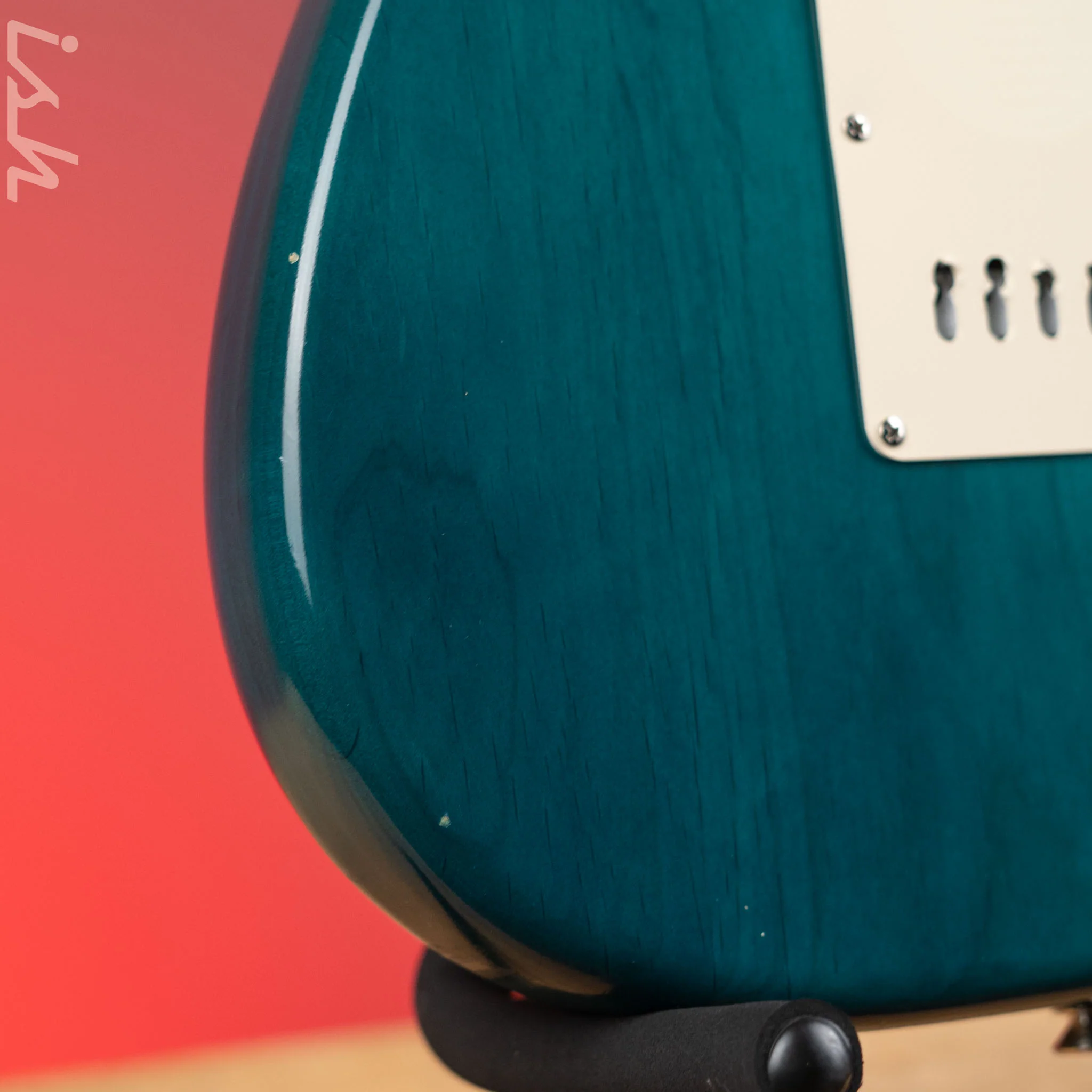2002 Fender Highway One Stratocaster Transparent Satin Blue - Image 15