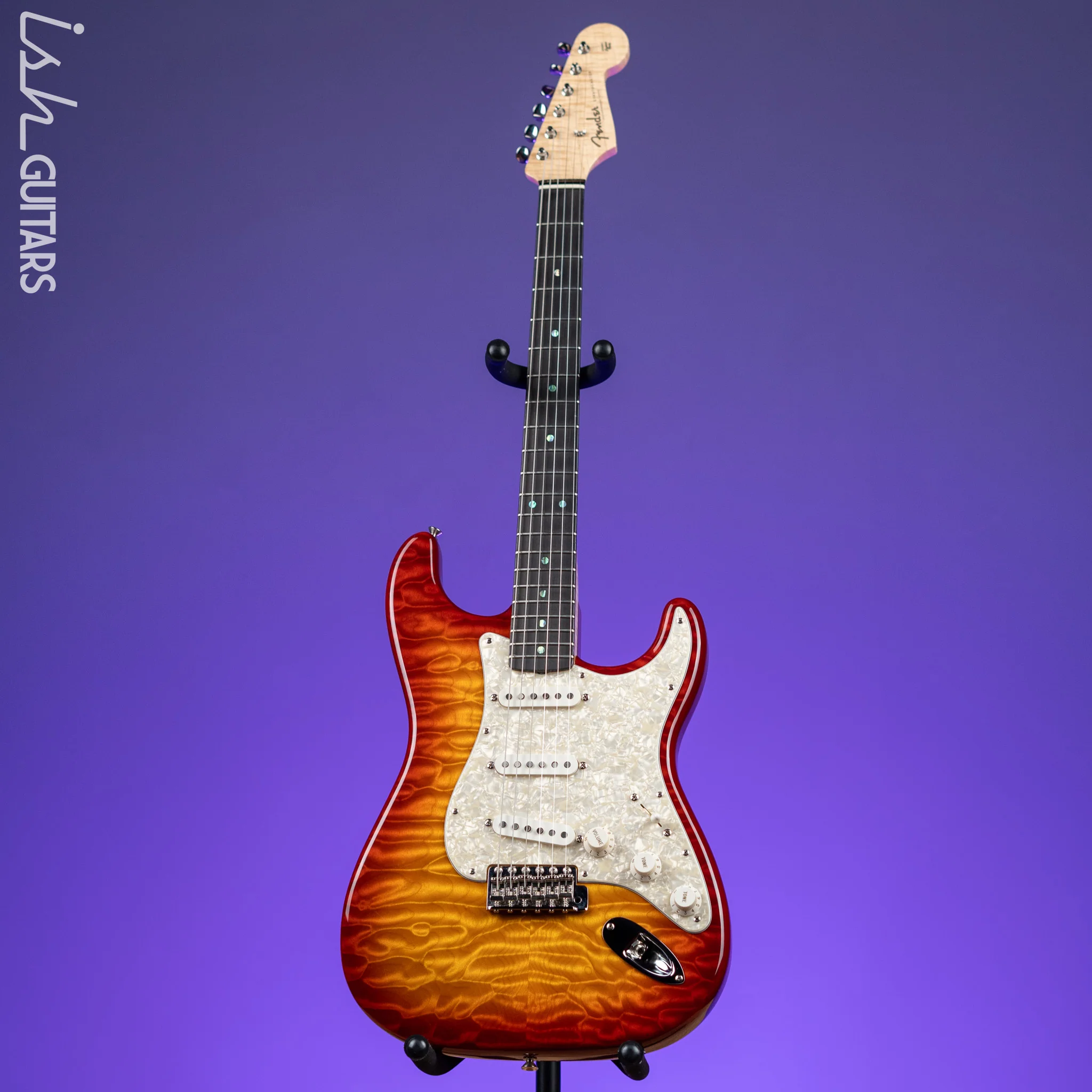 2004 Fender Custom Shop 1962 Stratocaster NOS AAA Quilt Aged Cherry Sunburst - Image 2