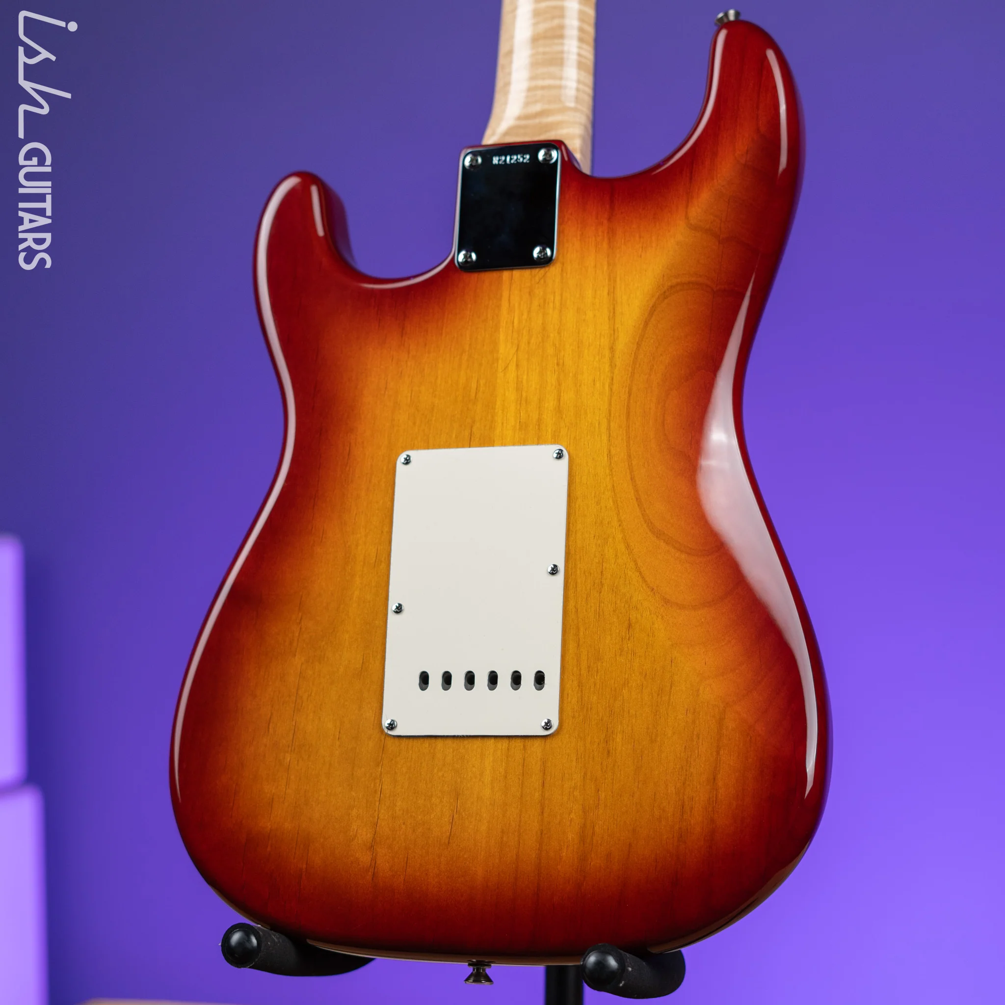 2004 Fender Custom Shop 1962 Stratocaster NOS AAA Quilt Aged Cherry Sunburst - Image 9