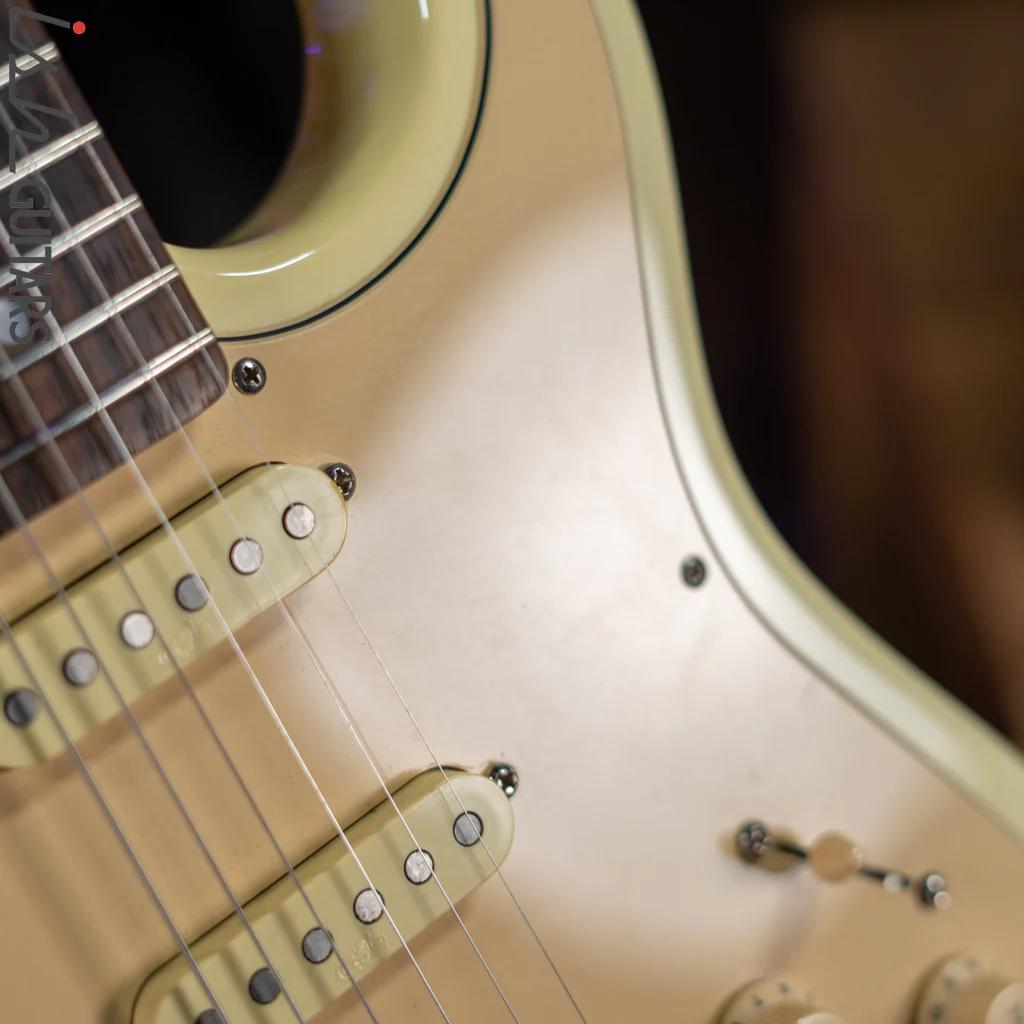 2005 G&L Legacy USA Electric Guitar Cream - Image 12