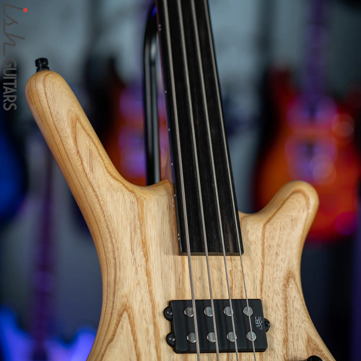 2005 Warwick Corvette $$ Fretless Bass Natural Satin - Image 5