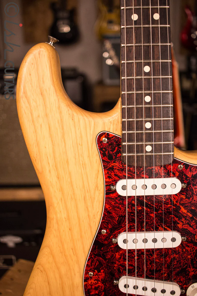 2006 Fender MIM Stratocaster 60th Anniversary Special Edition Ash Natural - Image 3