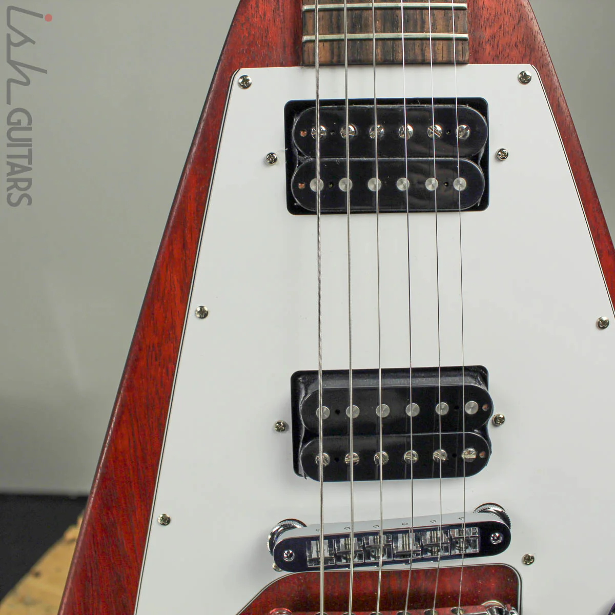 2006 Gibson Flying V Faded Cherry - Image 4