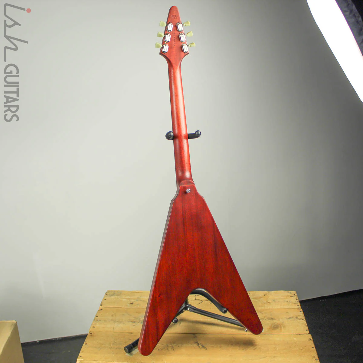 2006 Gibson Flying V Faded Cherry - Image 8