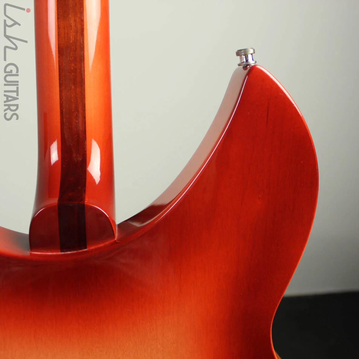 2007 Rickenbacker 330 Fireglo - Image 10