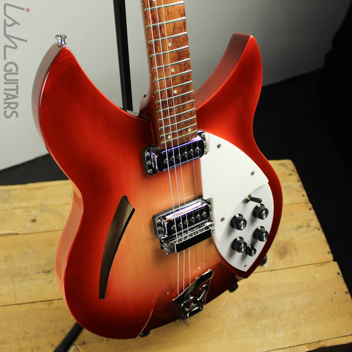 2007 Rickenbacker 330 Fireglo - Image 6