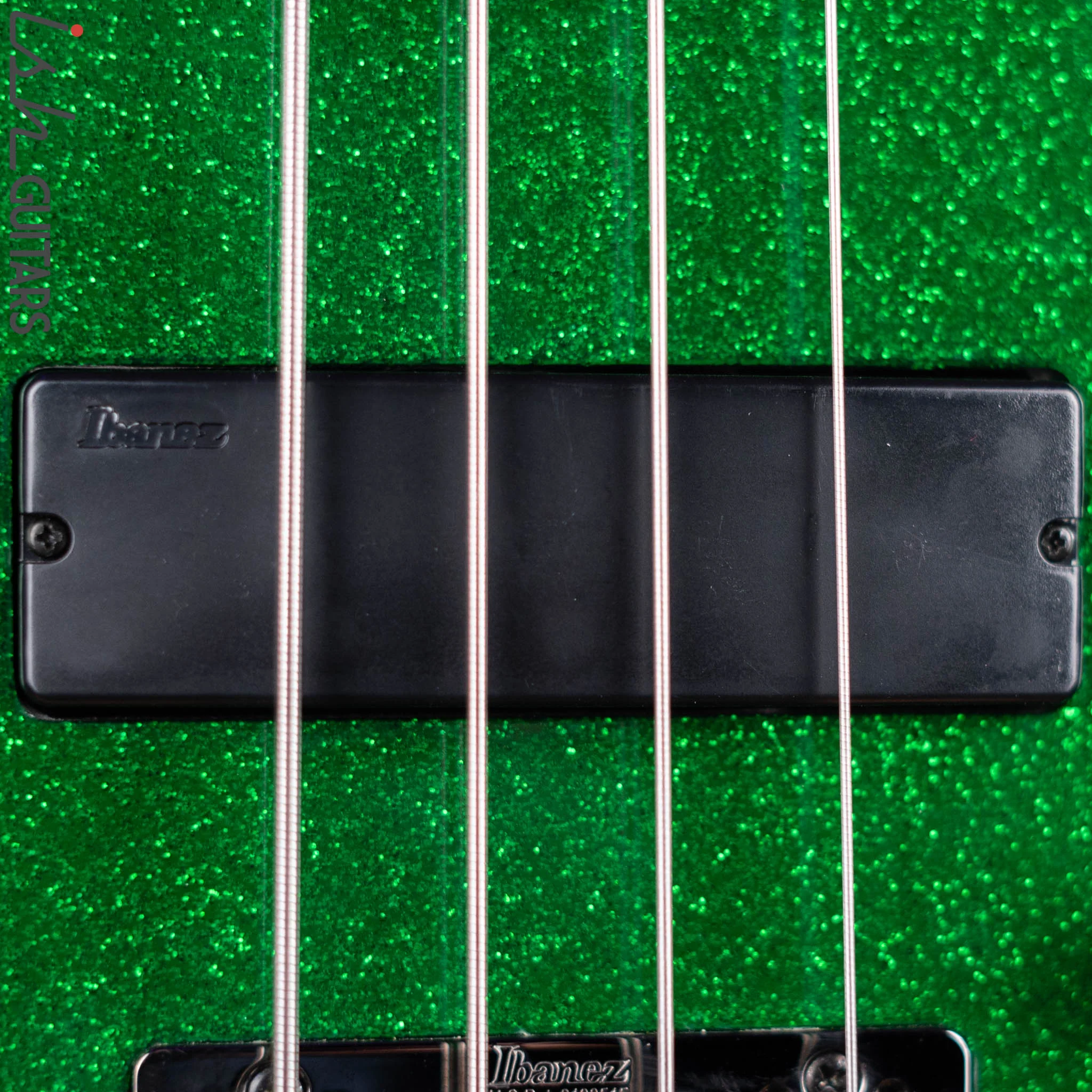 2009 Ibanez SR300 Bass Guitar Green Sparkle - Image 12