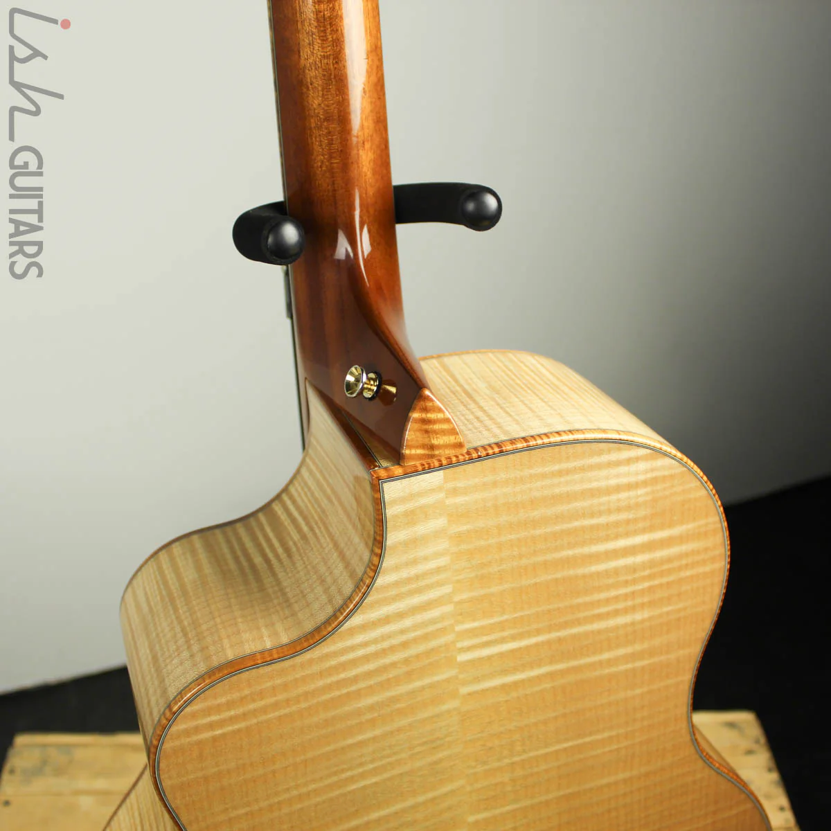 2009 McPherson XP 5.0 Englemann Spruce/Flamed Maple - Image 9