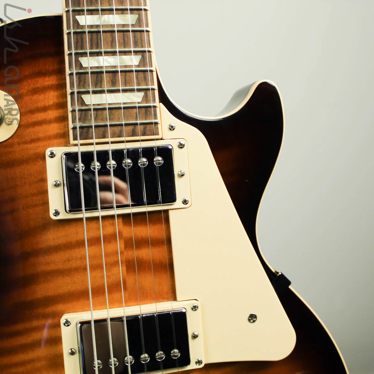 2010 Gibson Les Paul Traditional Flame Top - Image 3