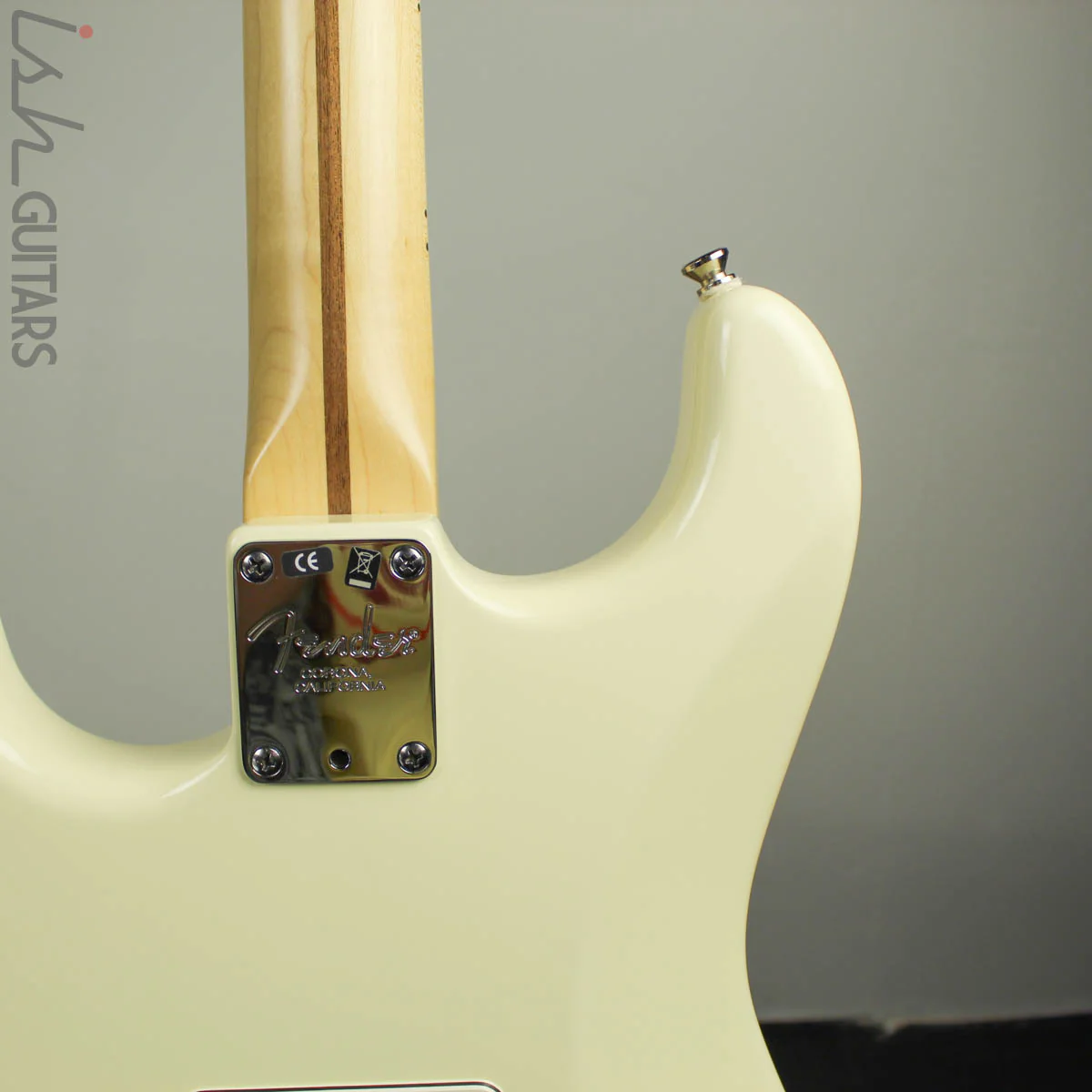 2011 Fender Stratocaster American Standard - Image 10