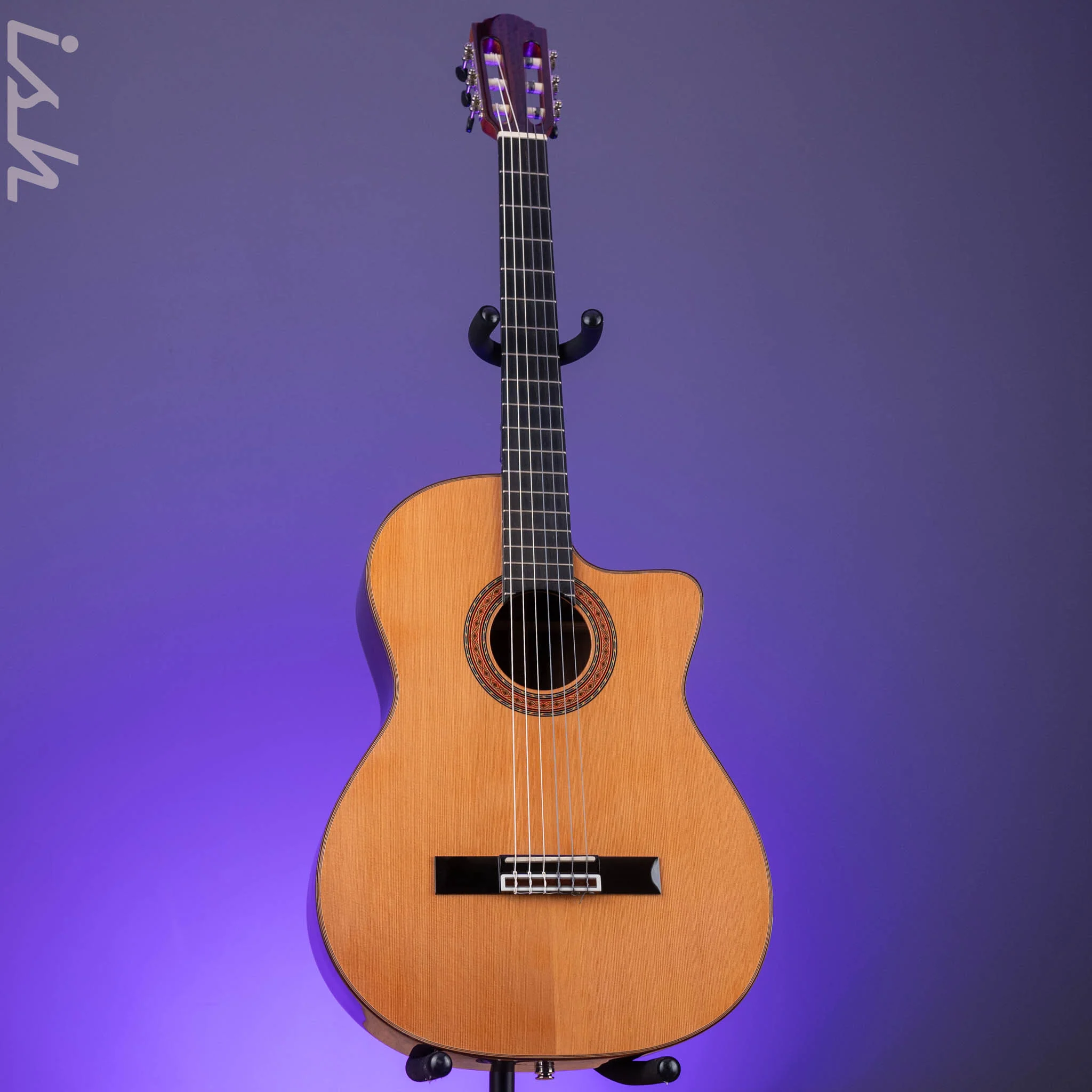 2011 Guild GN-5NAT - Image 2