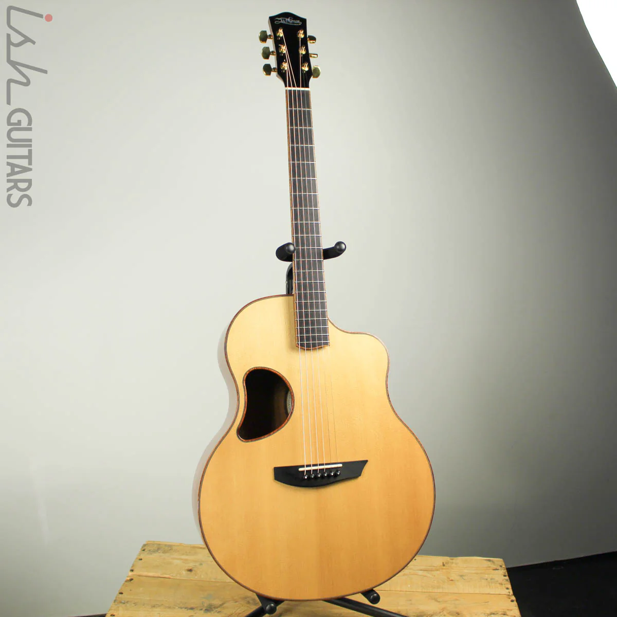 2011 McPherson XP 4.0 Beeswing Mahogany/Sitka Spruce - Image 3