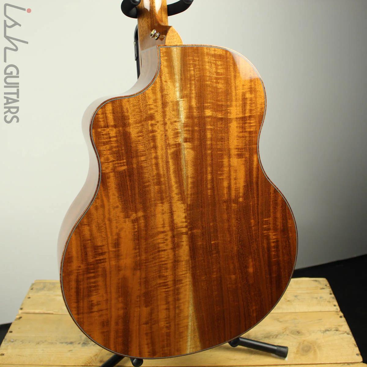 2011 McPherson XP 4.0 Beeswing Mahogany/Sitka Spruce - Image 9