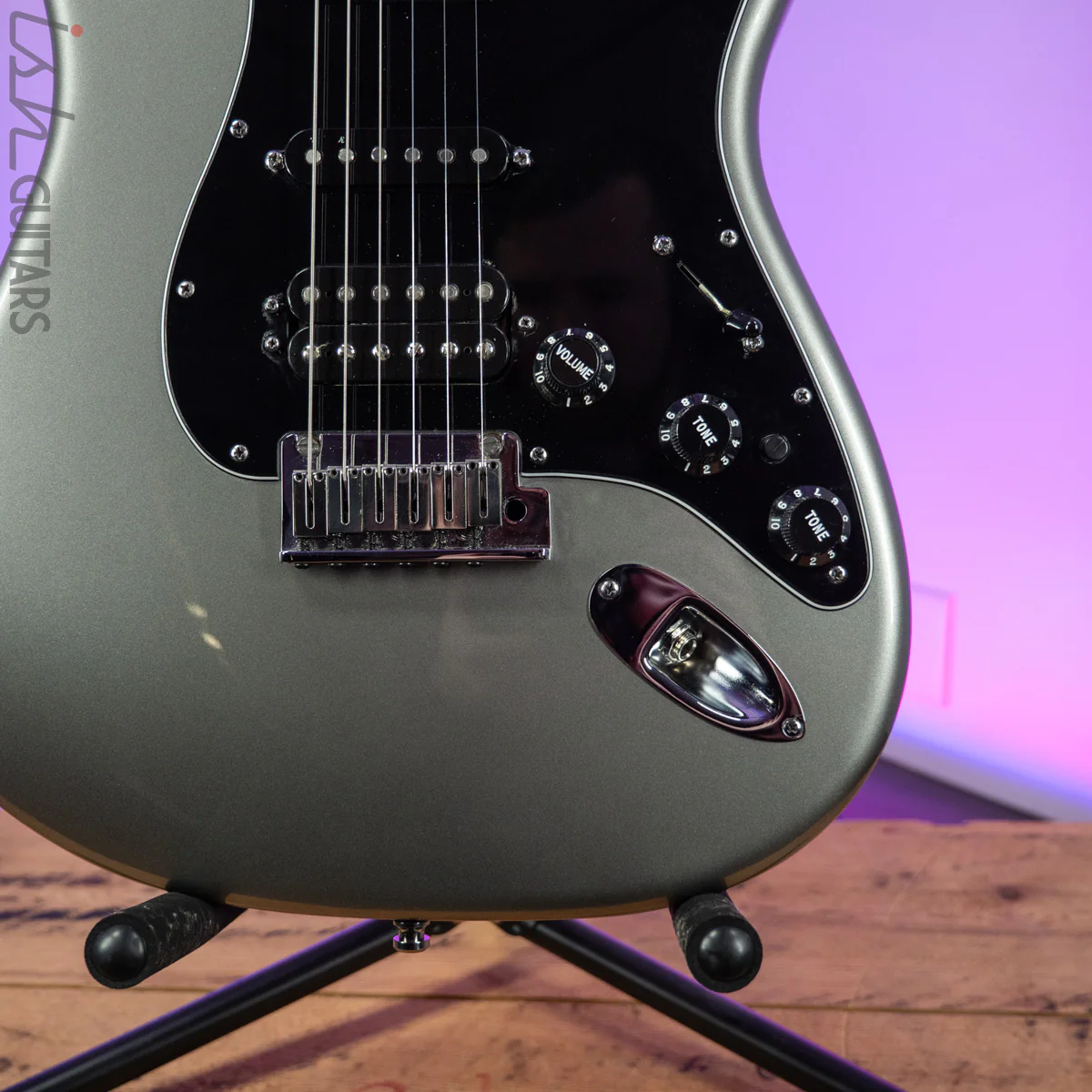 2012 Fender American Deluxe Stratocaster HSS Tungsten - Image 4