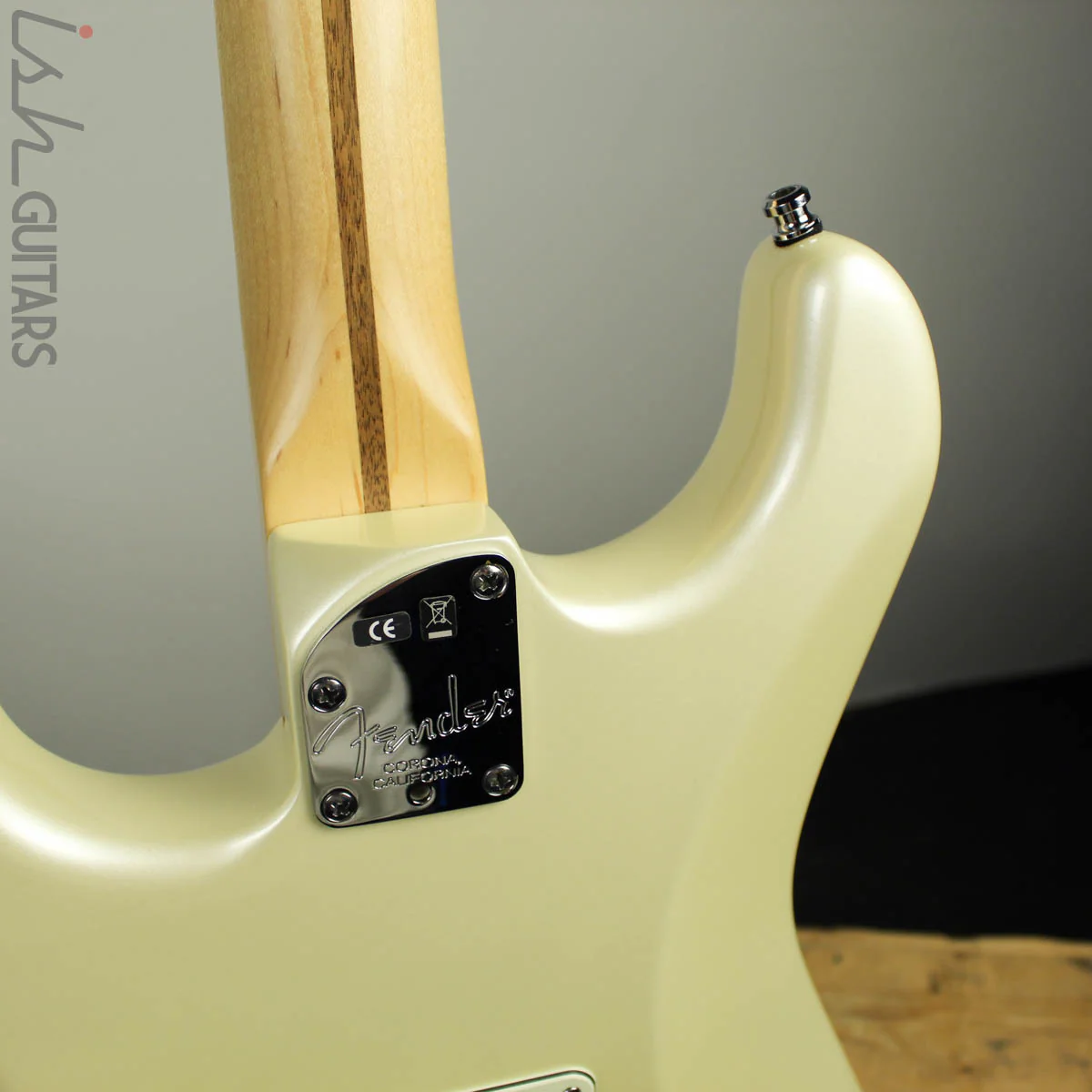 2014 Fender American Deluxe Stratocaster Olympic Pearl White Seymour Duncan Humbucker Pickups - Image 14