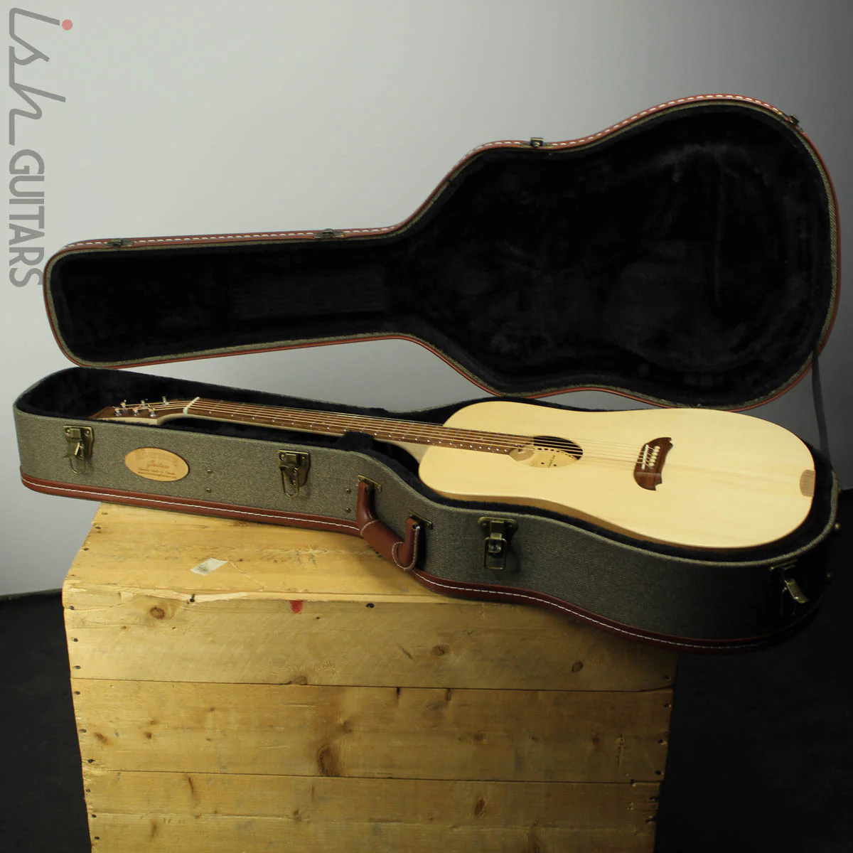 2014 Riversong Tradition Canadian Performance Acoustic Guitar w/ NeckNology - Image 17