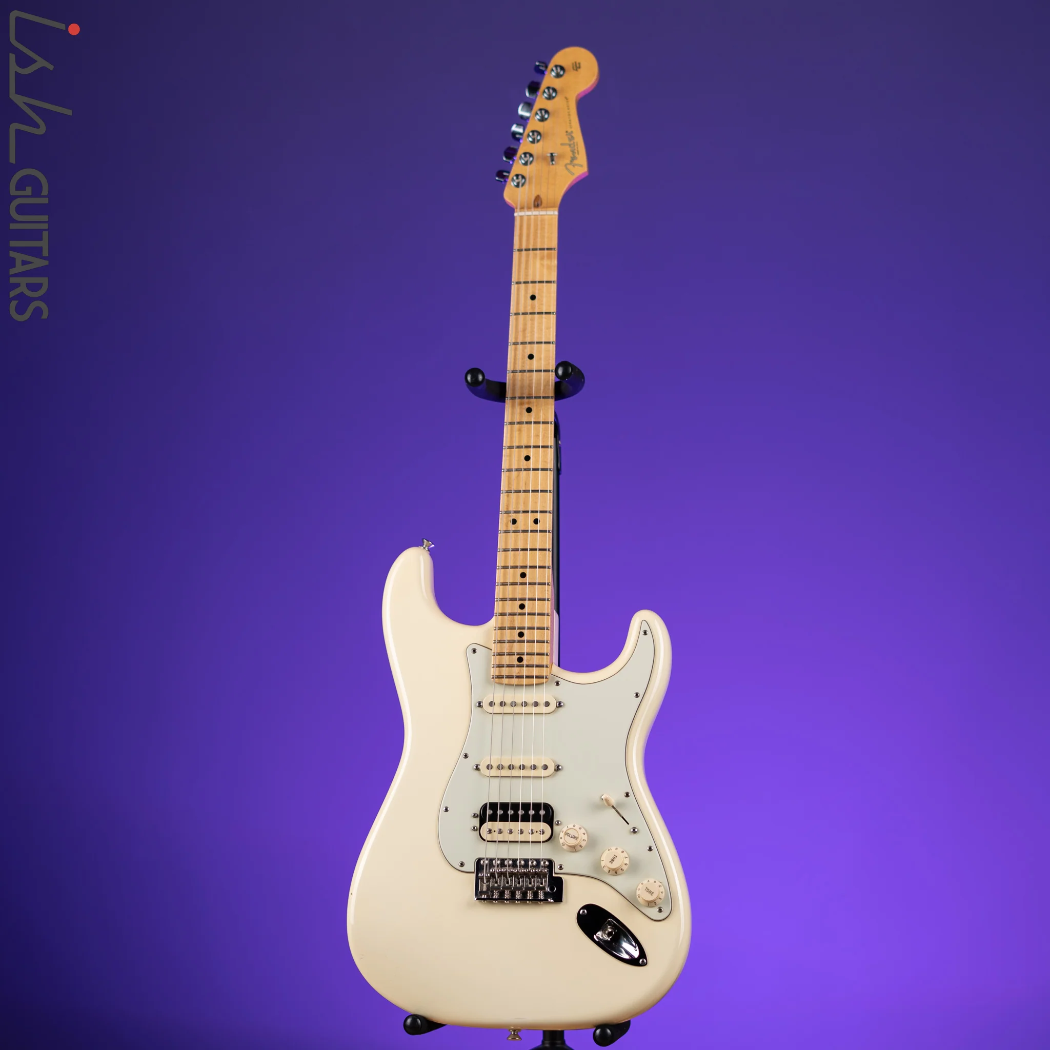 2015 Fender American Professional Stratocaster Shawbucker Olympic White - Image 2