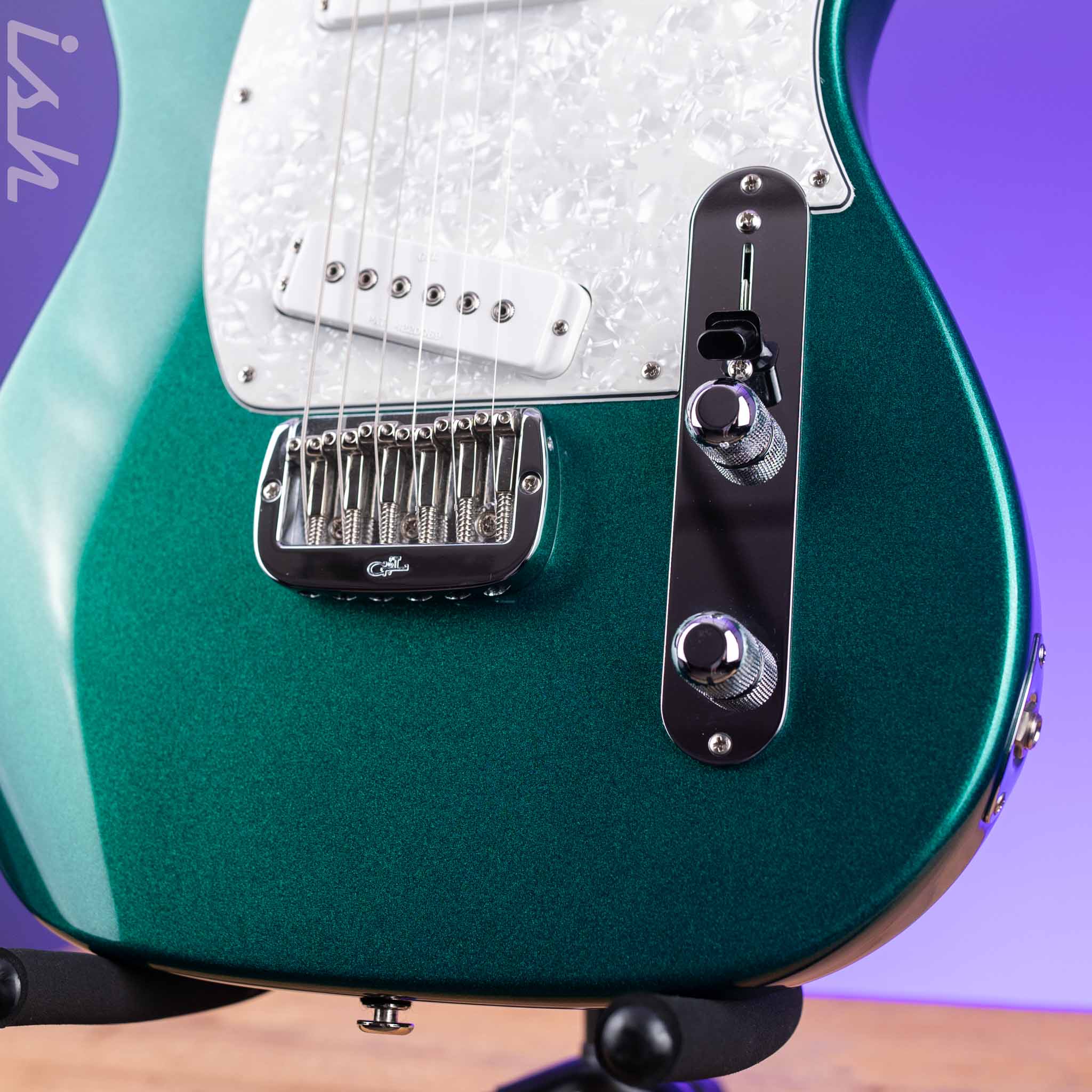 2015 G&L ASAT Special Custom Emerald Green Metallic - Image 4