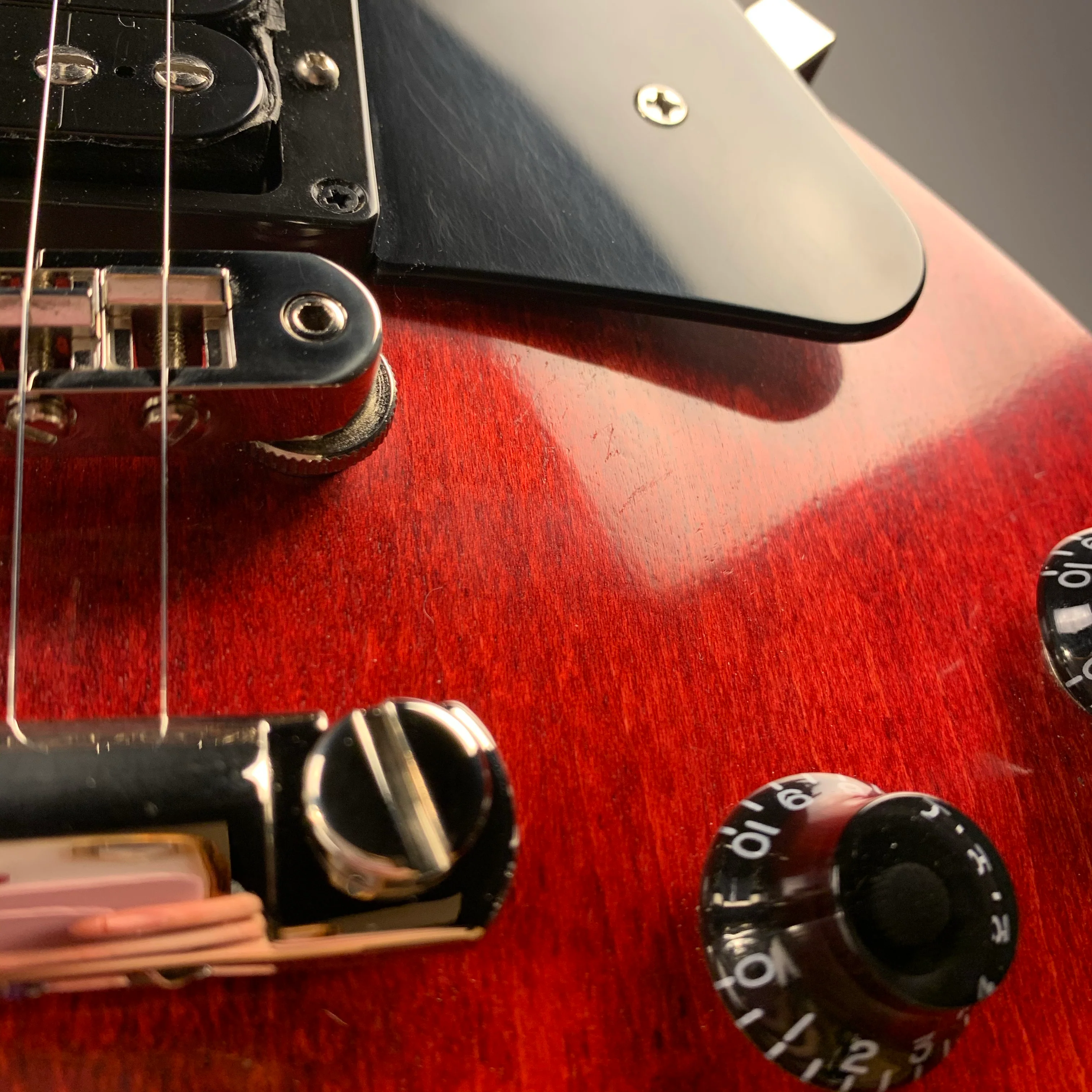 2018 Gibson Les Paul Studio Red - Image 17
