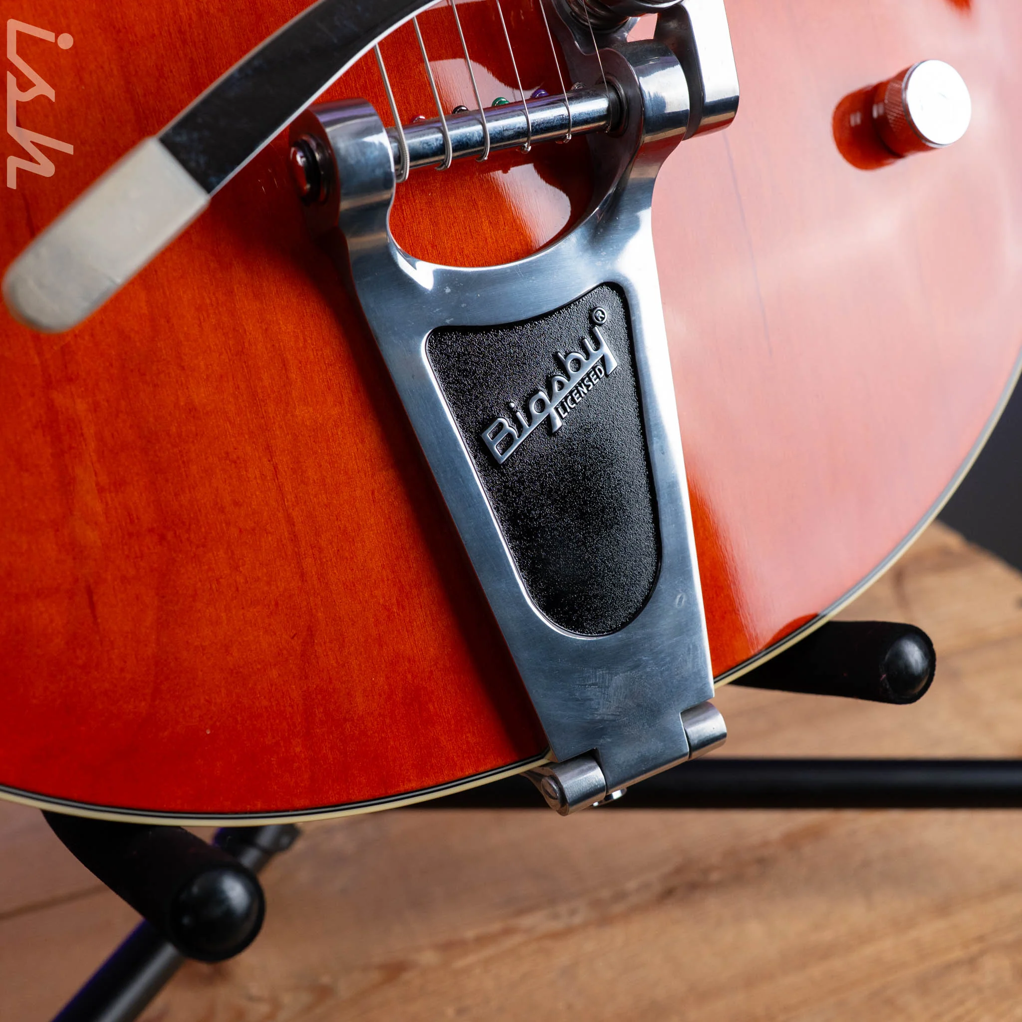 2016 Gretsch G5422T Orange Stain - Image 6