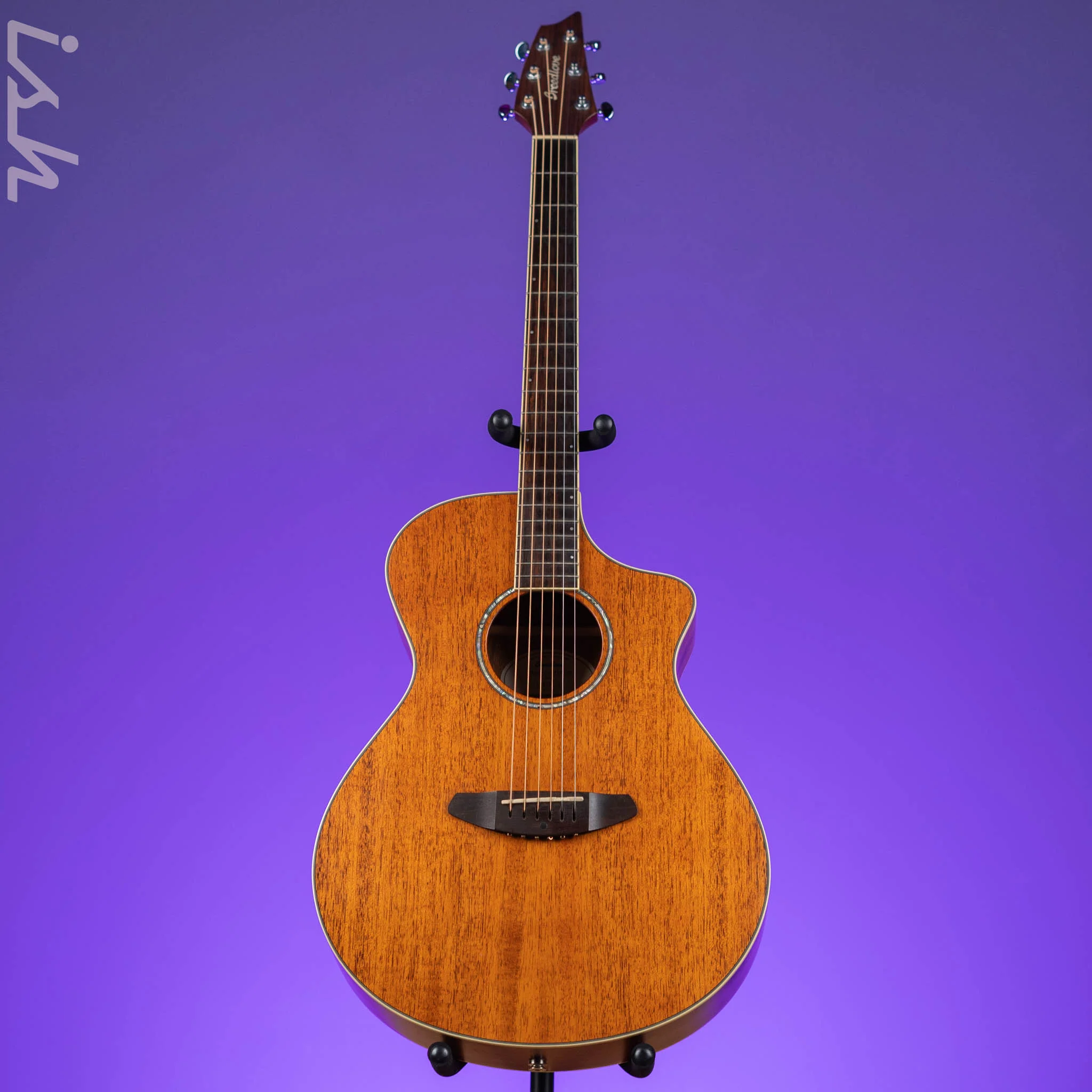 2017 Breedlove Pursuit Concert MH CES Natural - Image 2