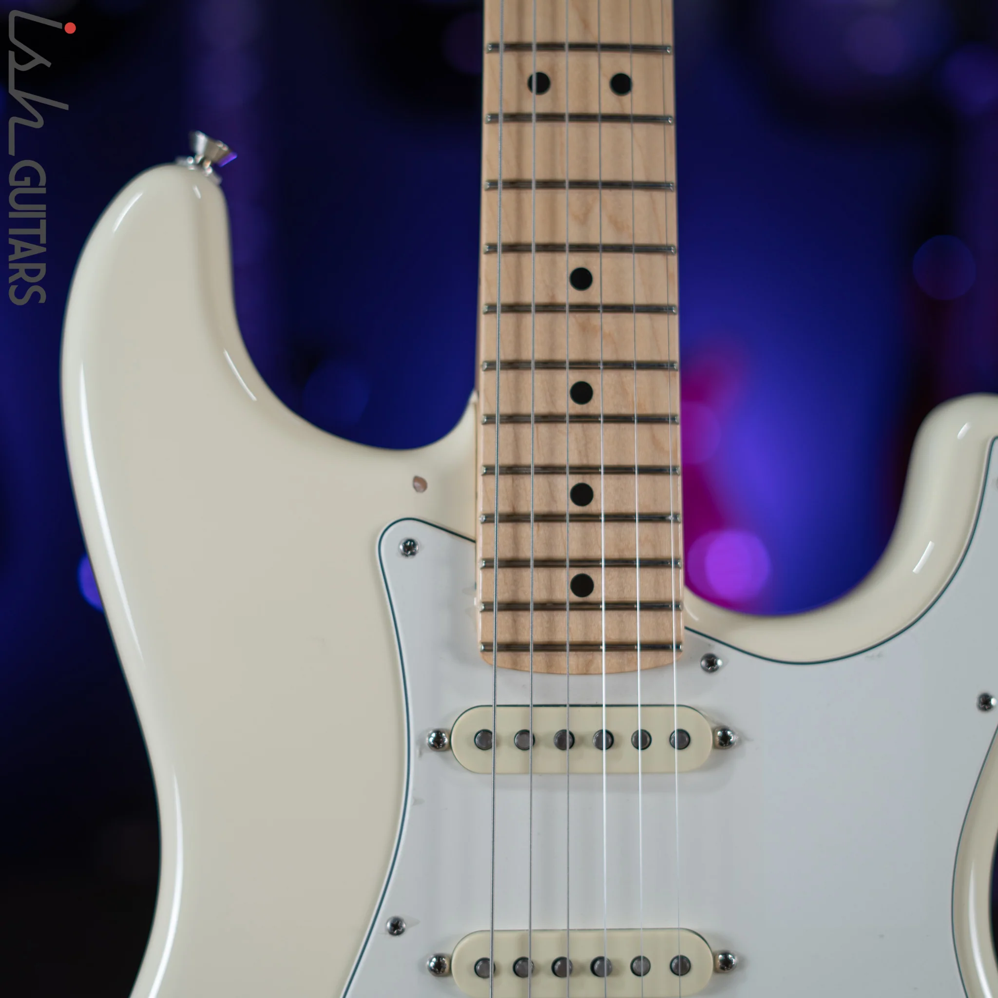 2017 Fender American Standard Stratocaster Olympic White - Image 3