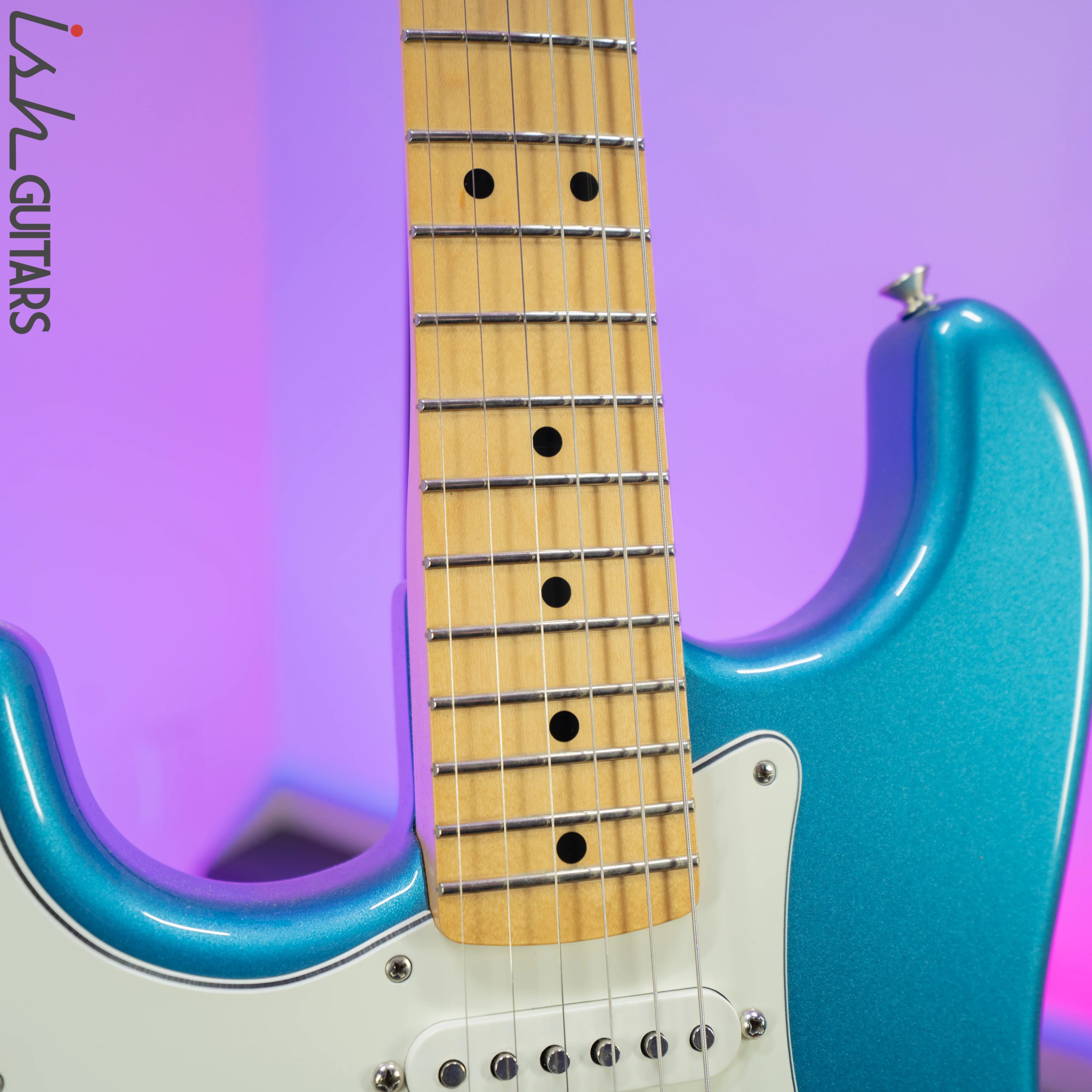 2017 Fender Stratocaster MIM Left Handed Metallic Blue - Image 5