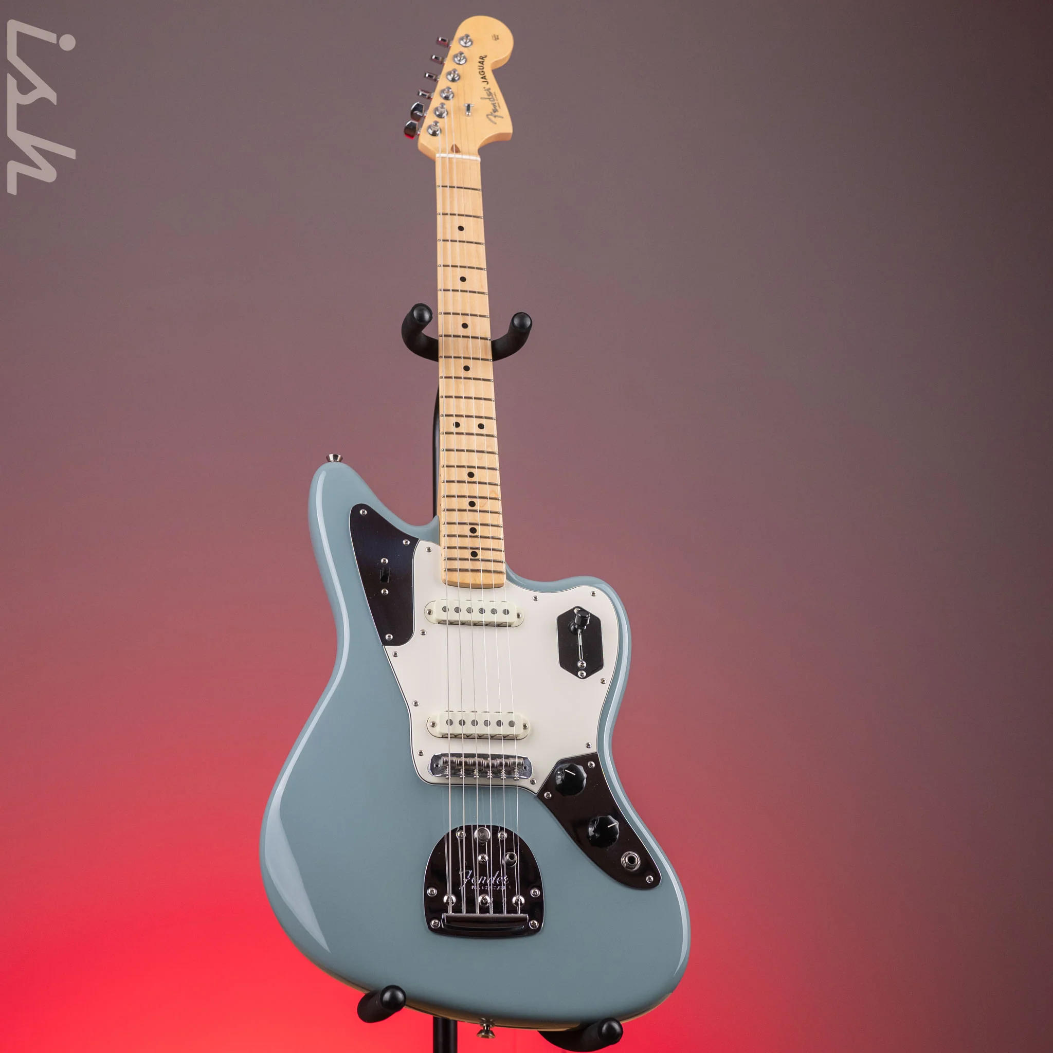 2018 Fender American Professional Jaguar® Sonic Gray - Image 2